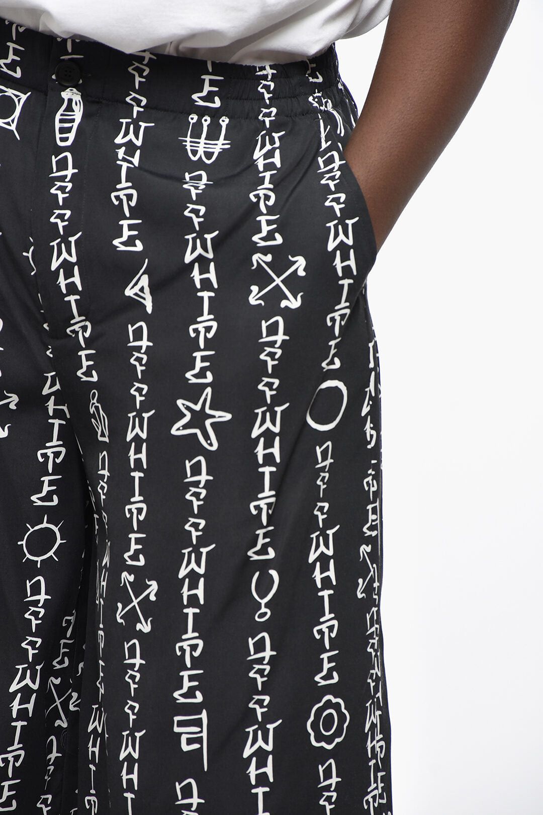 Off-White Printed Viscose Shorts TYPE Size US 31 - 3 Thumbnail