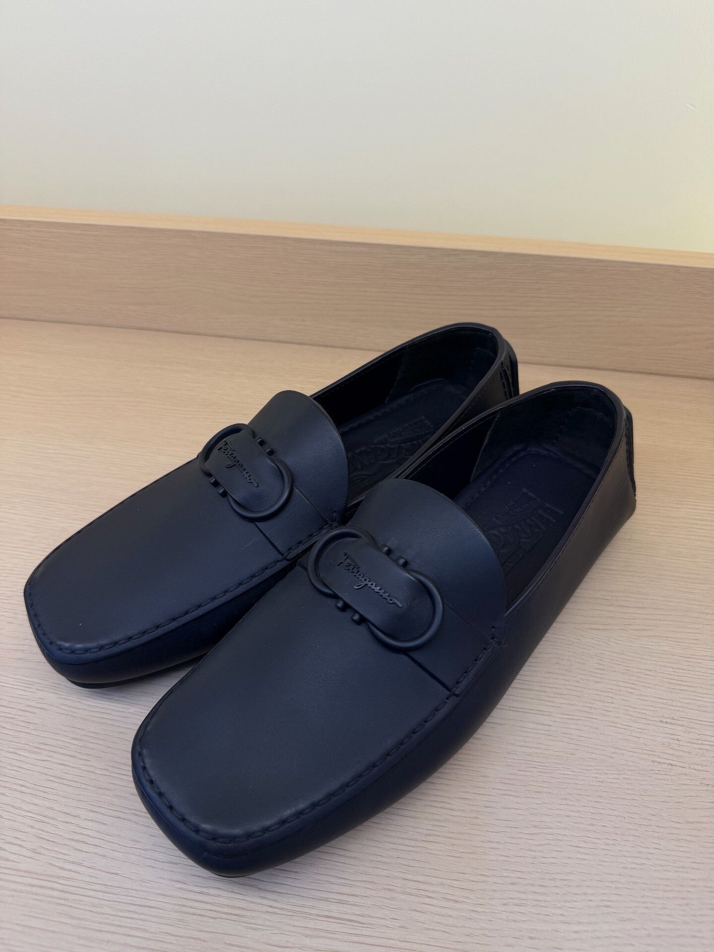 Salvatore Ferragamo Ferragamo Men's Leather Loafers Size US 8 / EU 41 - 5 Thumbnail