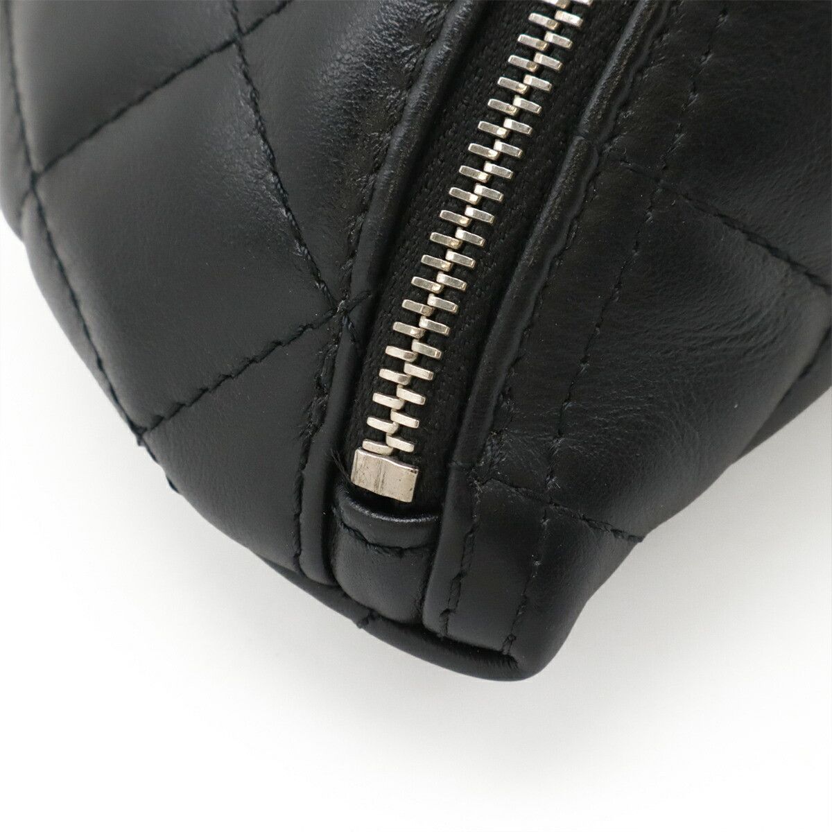Chanel Chanel Chanel Matelasse Leather Belt Bag Leather Belt Bag DUTY FREE for USA Size ONE SIZE - 3 Thumbnail