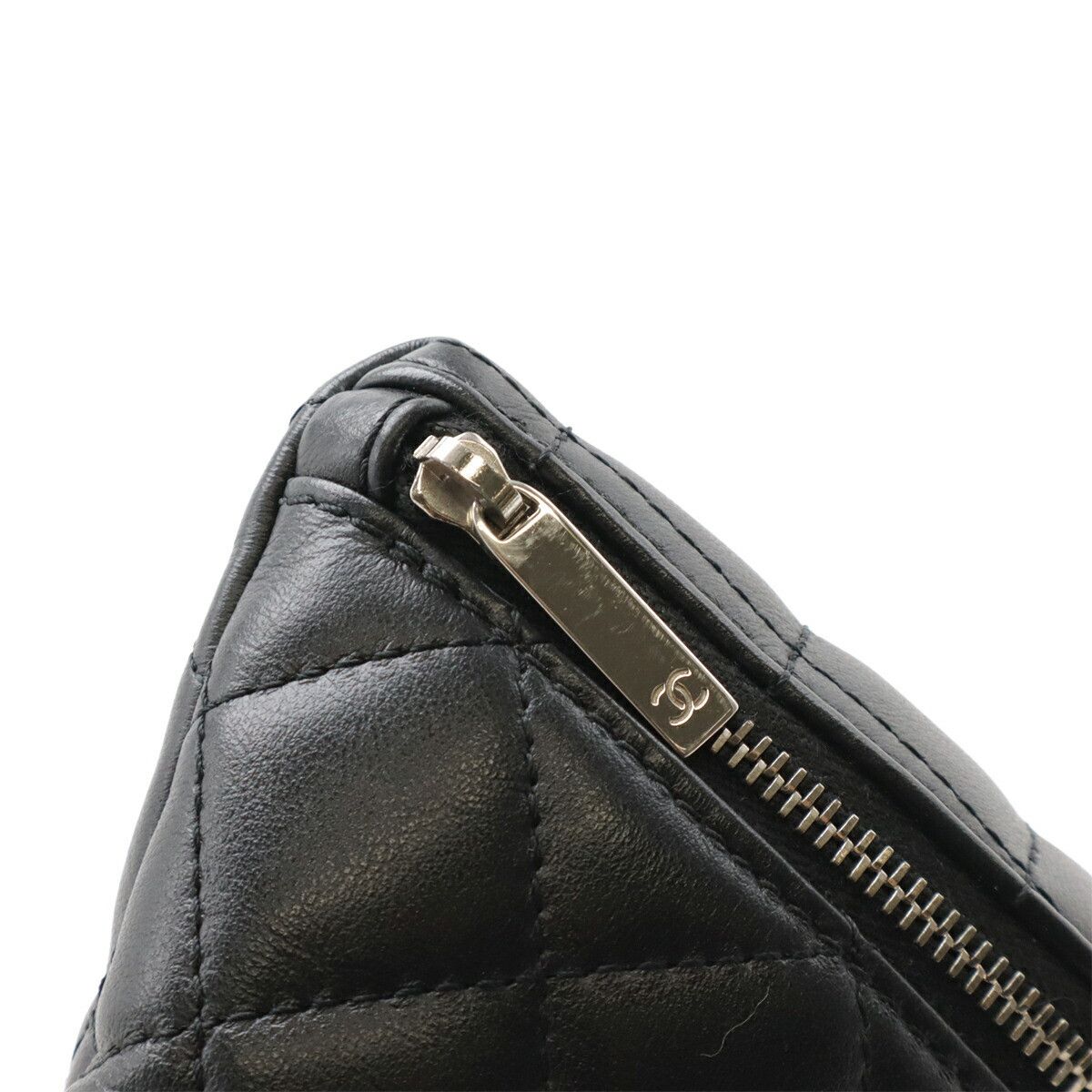 Chanel Chanel Chanel Matelasse Leather Belt Bag Leather Belt Bag DUTY FREE for USA Size ONE SIZE - 4 Thumbnail