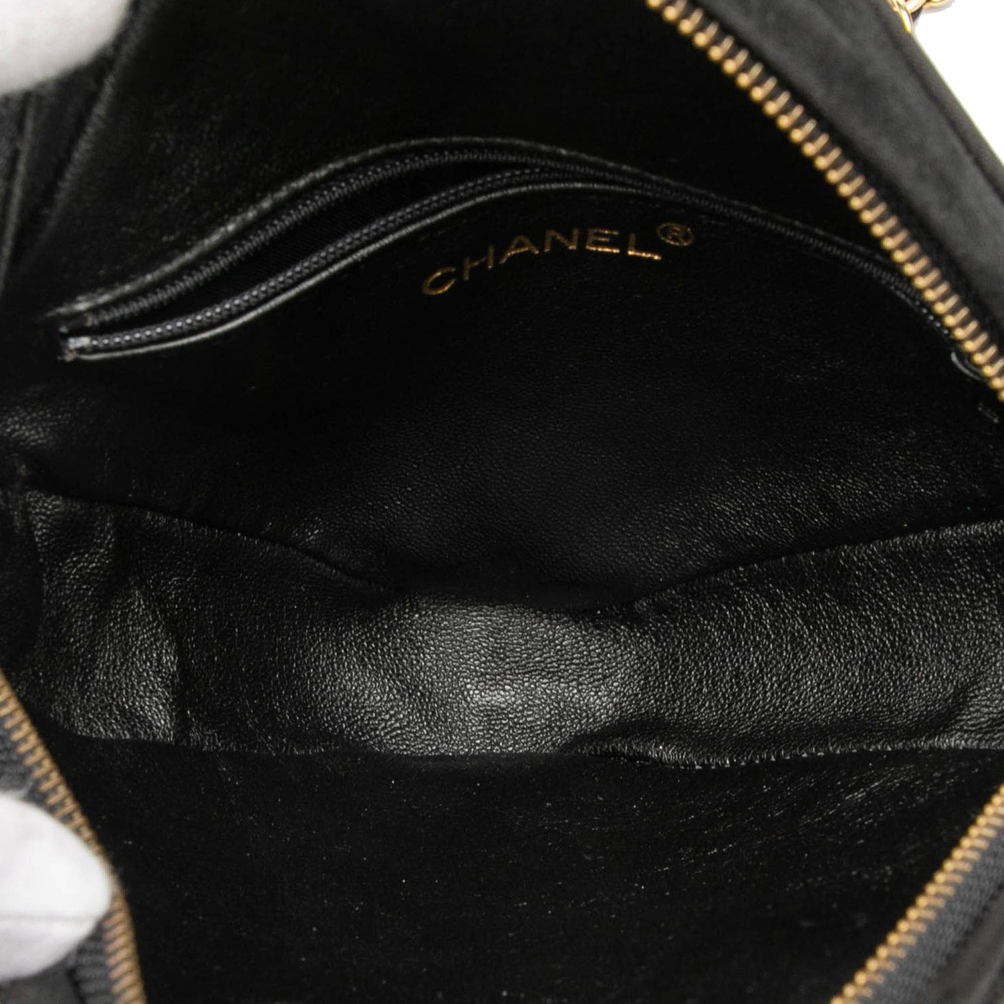 Chanel CC Quilted Suede Diamon Tassel Bag Size ONE SIZE - 4 Thumbnail