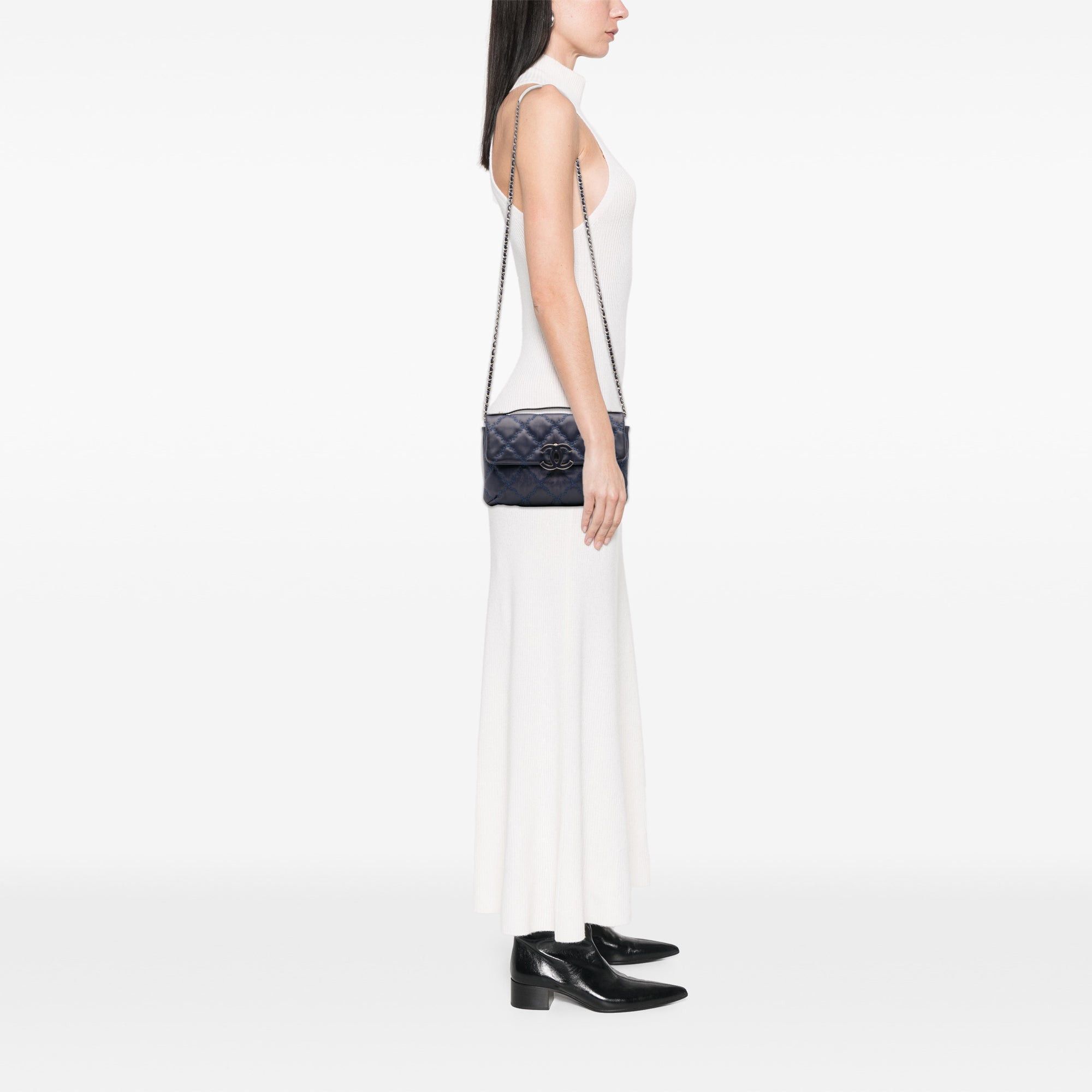 Chanel Mini Double Stitch Hamptons Flap Size ONE SIZE - 11 Thumbnail