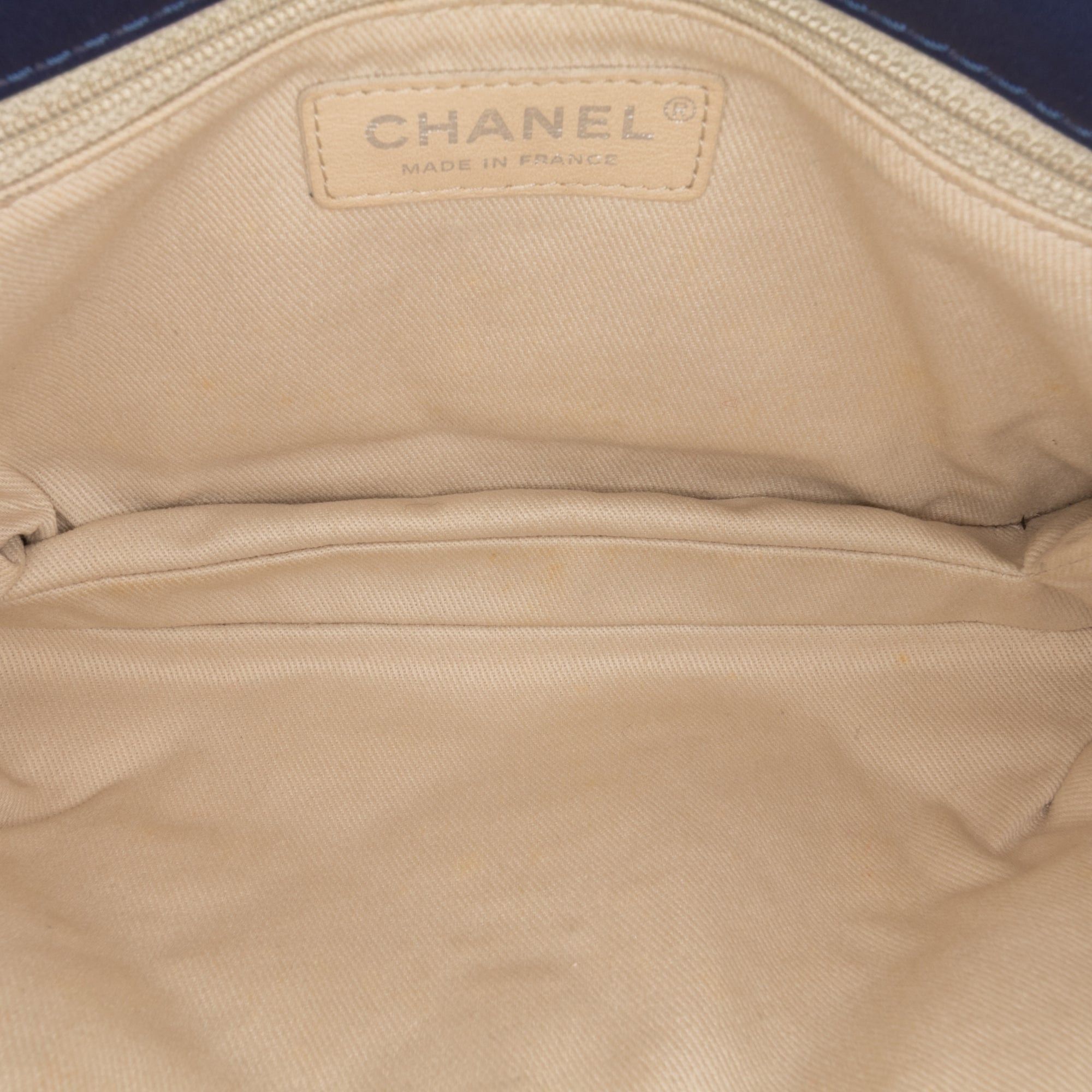 Chanel Mini Double Stitch Hamptons Flap Size ONE SIZE - 4 Thumbnail