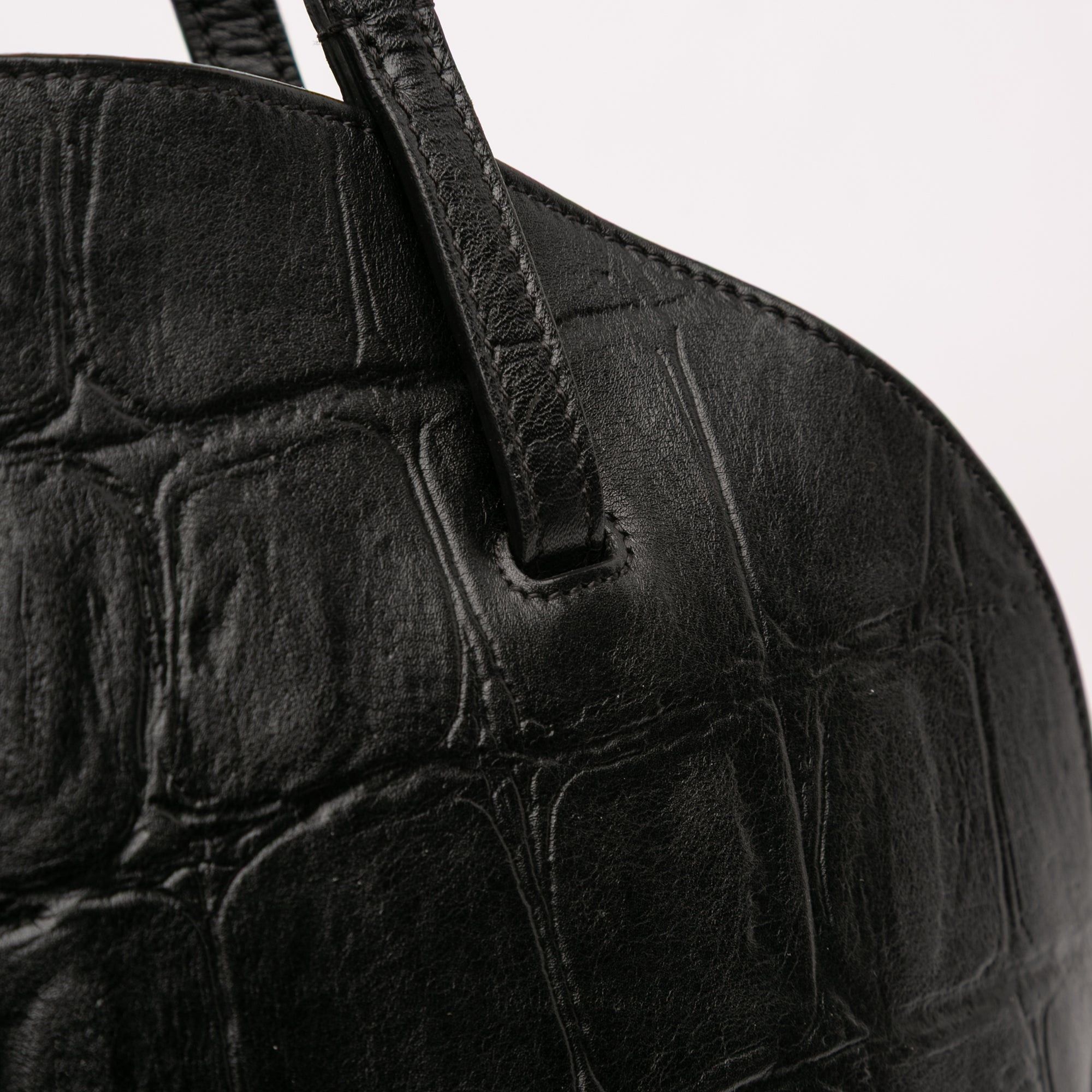 Celine Croc Embossed Leather Curved Shoulder Bag Size ONE SIZE - 8 Thumbnail