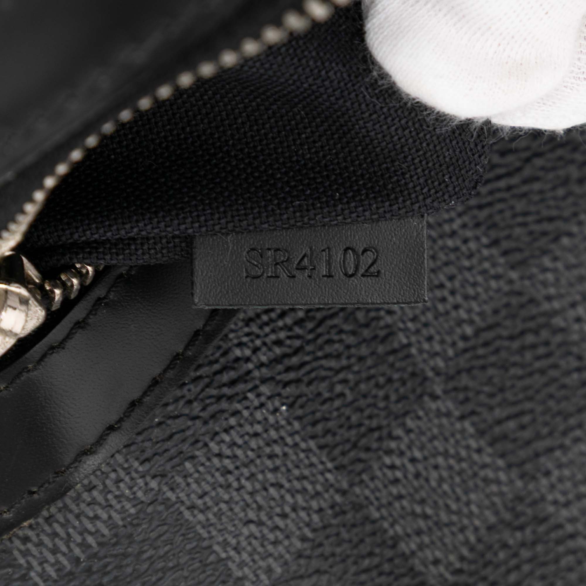 Louis Vuitton Damier Graphite Mick MM Size ONE SIZE - 6 Thumbnail