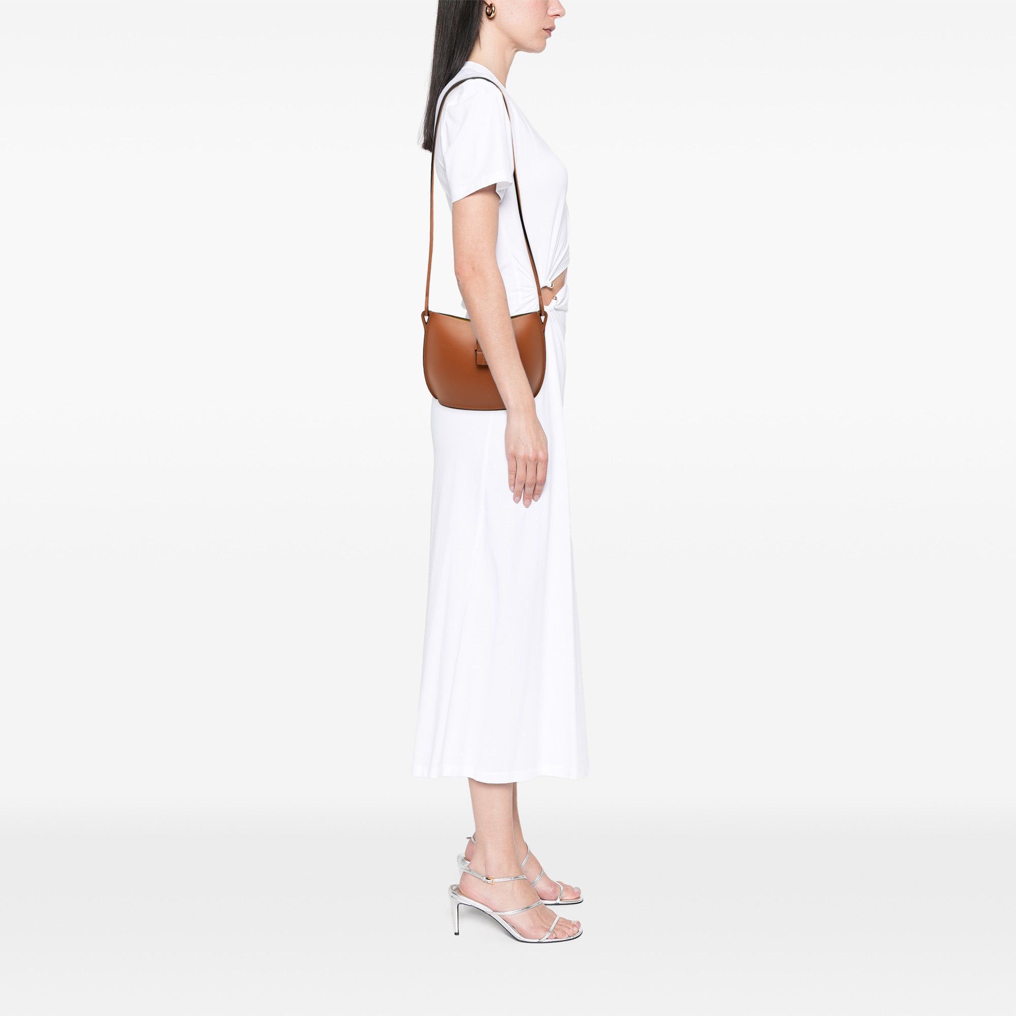 Loewe Leather Molded Bucket Bag Size ONE SIZE - 7 Thumbnail