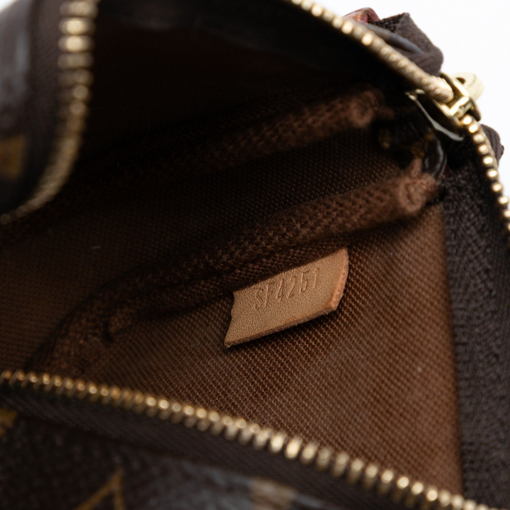 Louis Vuitton Monogram Mini Pochette Accessoires Size ONE SIZE - 5 Thumbnail