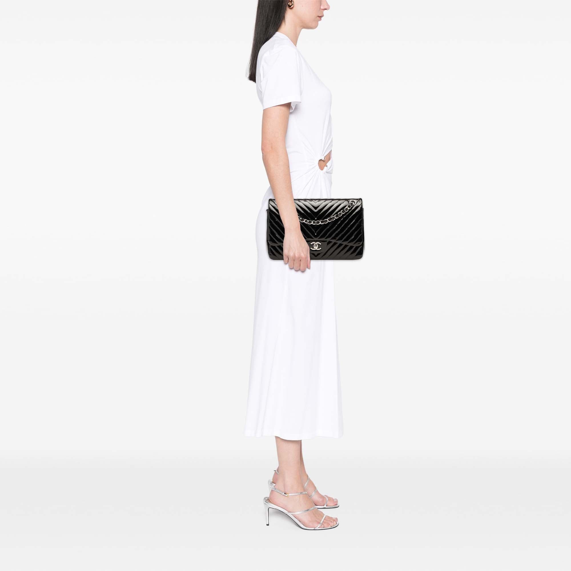 Chanel Jumbo Classic Chevron Patent Double Flap Size ONE SIZE - 7 Thumbnail