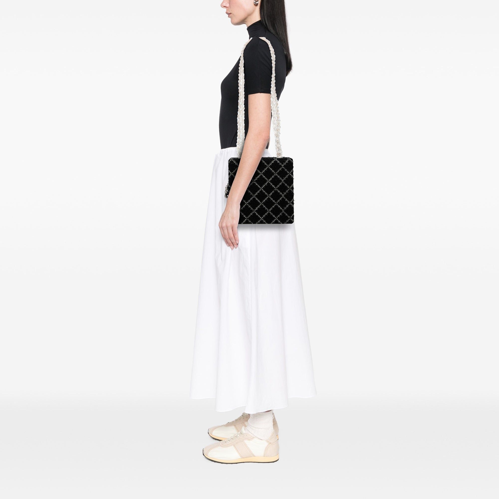 Chanel Tweed and Resin Zipped Chain Shopping Bag Size ONE SIZE - 7 Thumbnail