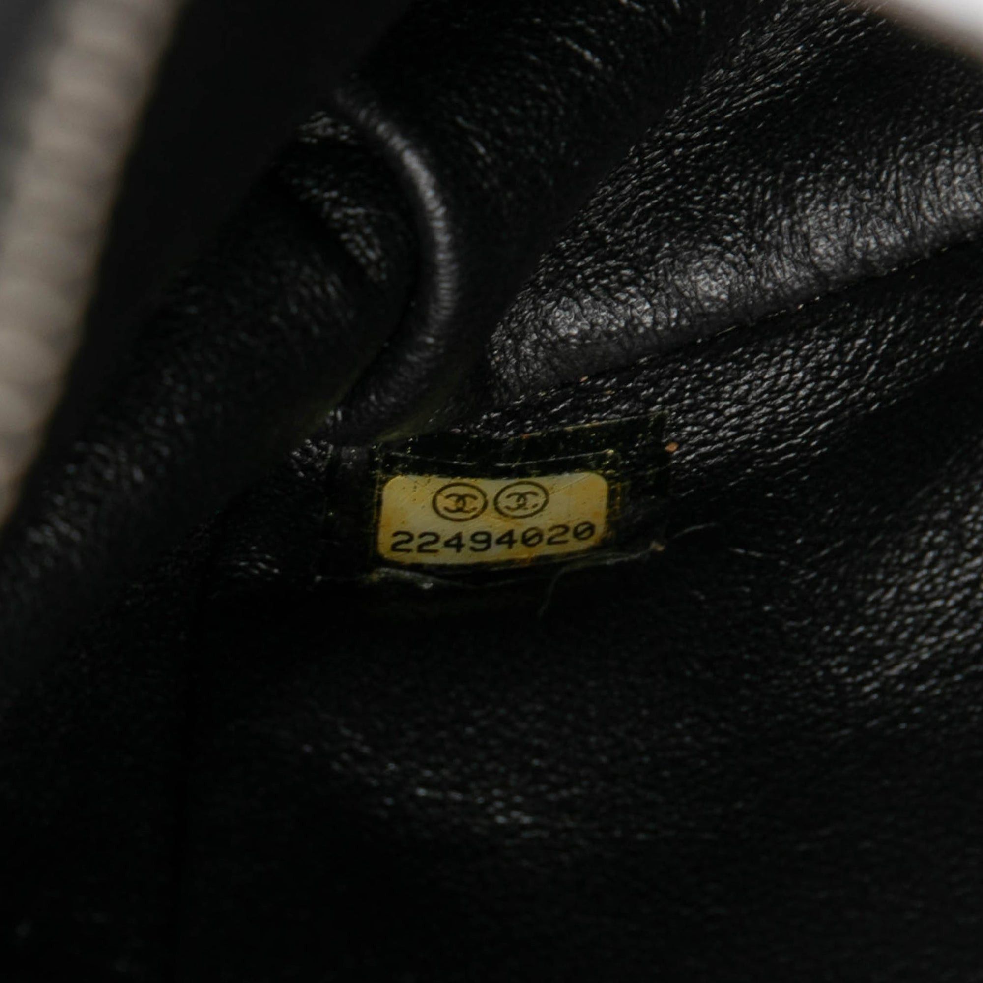 Chanel Tweed and Resin Zipped Chain Shopping Bag Size ONE SIZE - 6 Thumbnail
