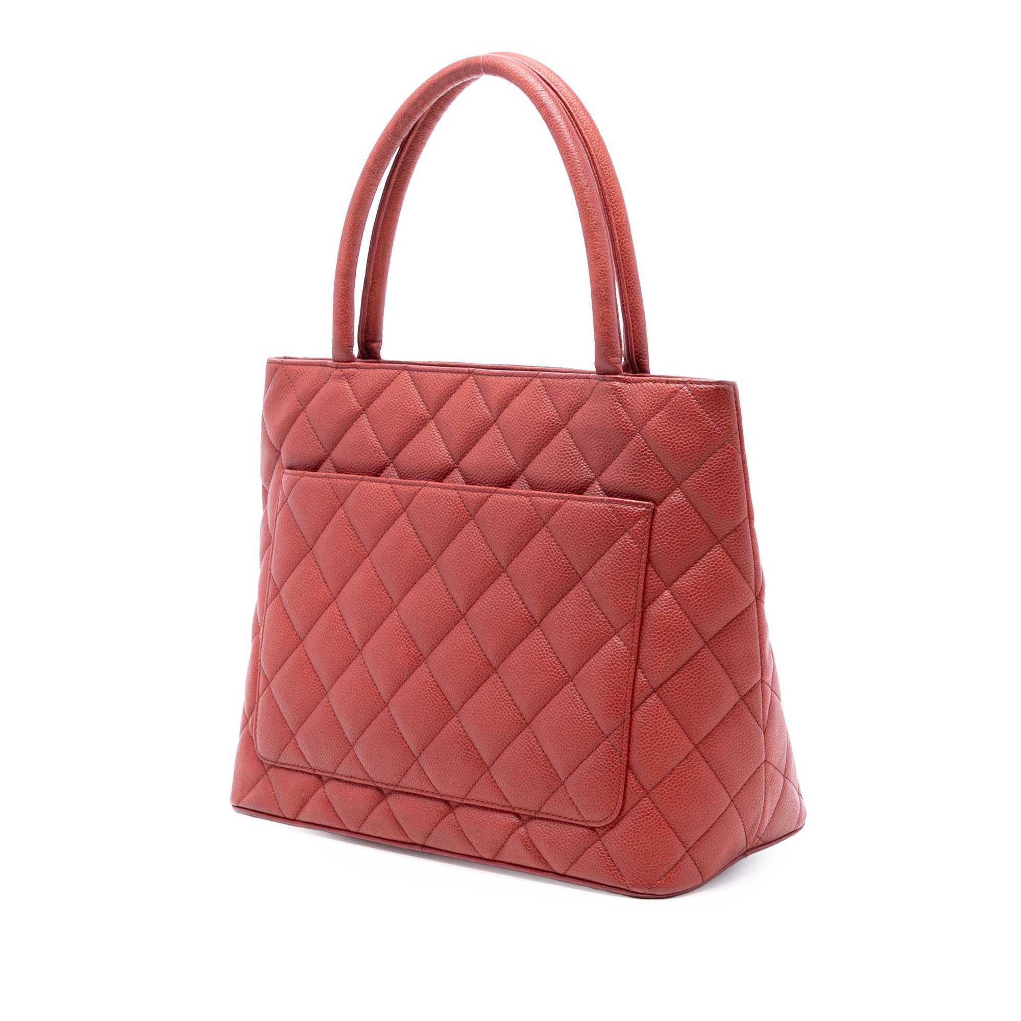 Chanel Caviar Medallion Tote Size ONE SIZE - 2 Thumbnail