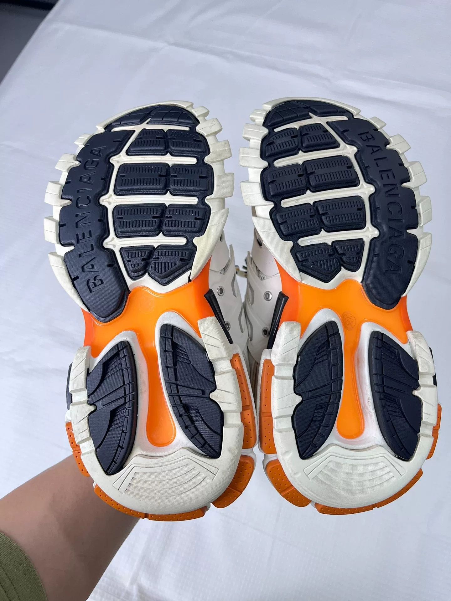 Balenciaga Balenciaga Size 37.5 Footwear Size US 6.5 / IT 36.5 - 7 Thumbnail