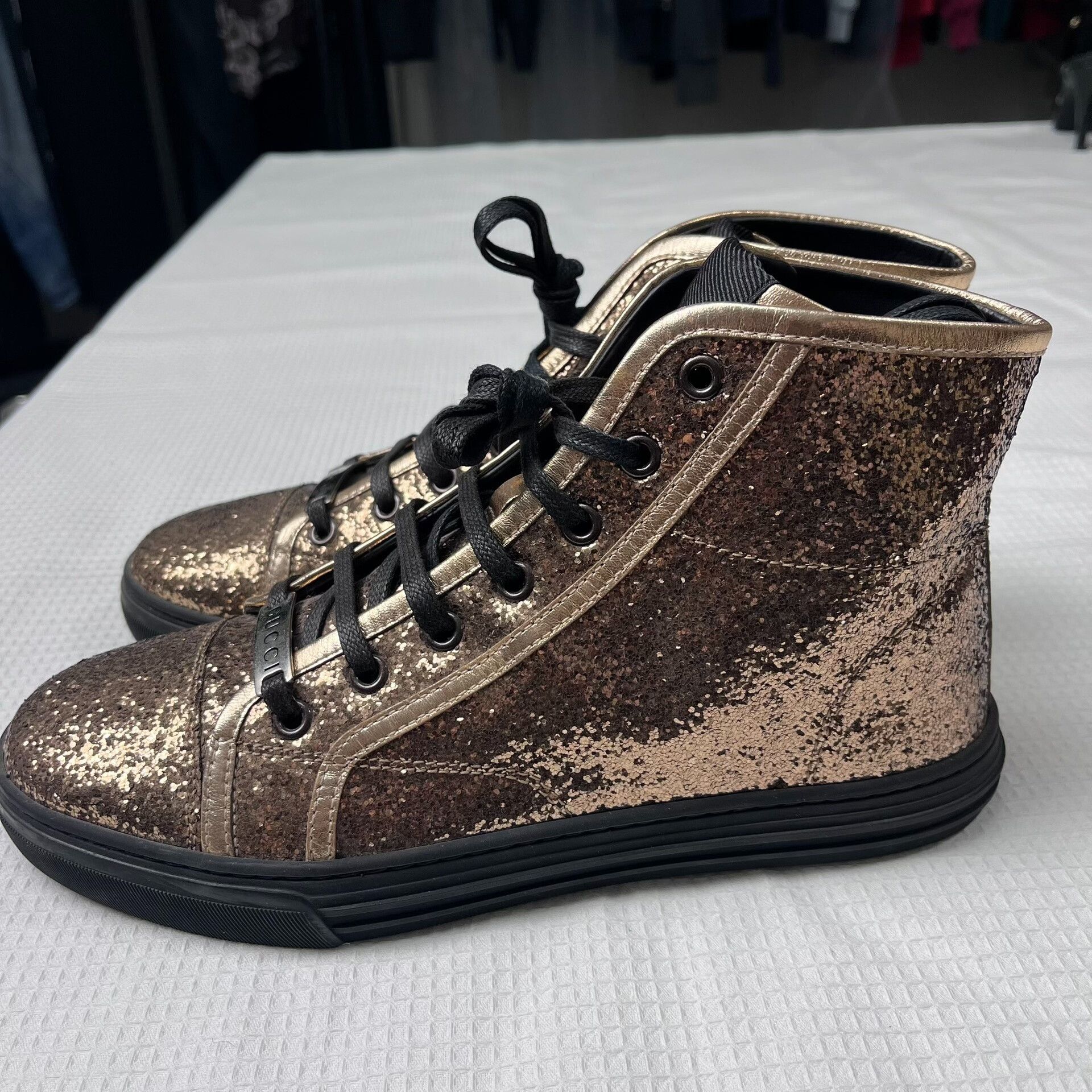 Gucci Gucci Rose Gold High-Top Sneakers 37.5 Size US 6.5 / IT 36.5 - 2 Thumbnail