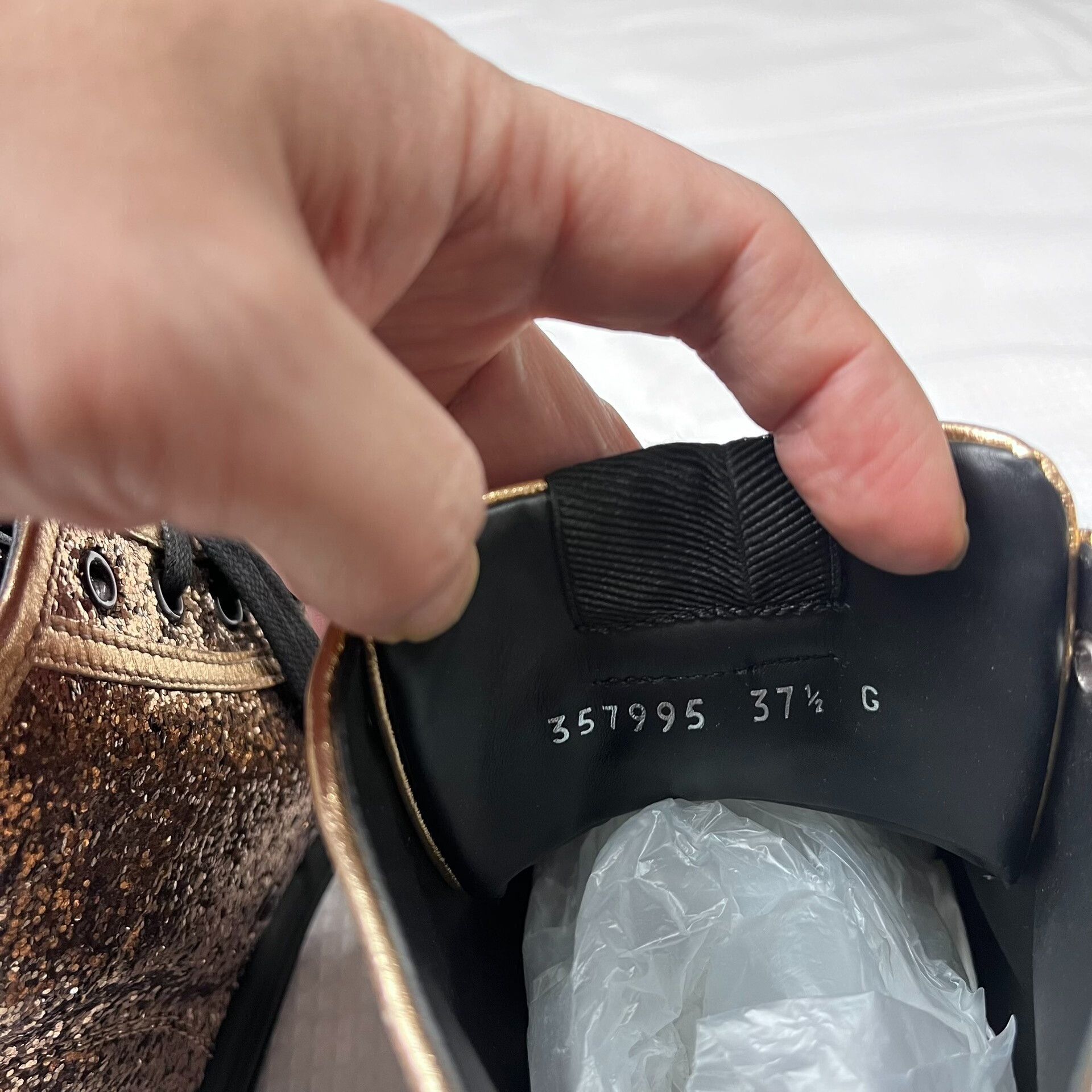 Gucci Gucci Rose Gold High-Top Sneakers 37.5 Size US 6.5 / IT 36.5 - 7 Thumbnail