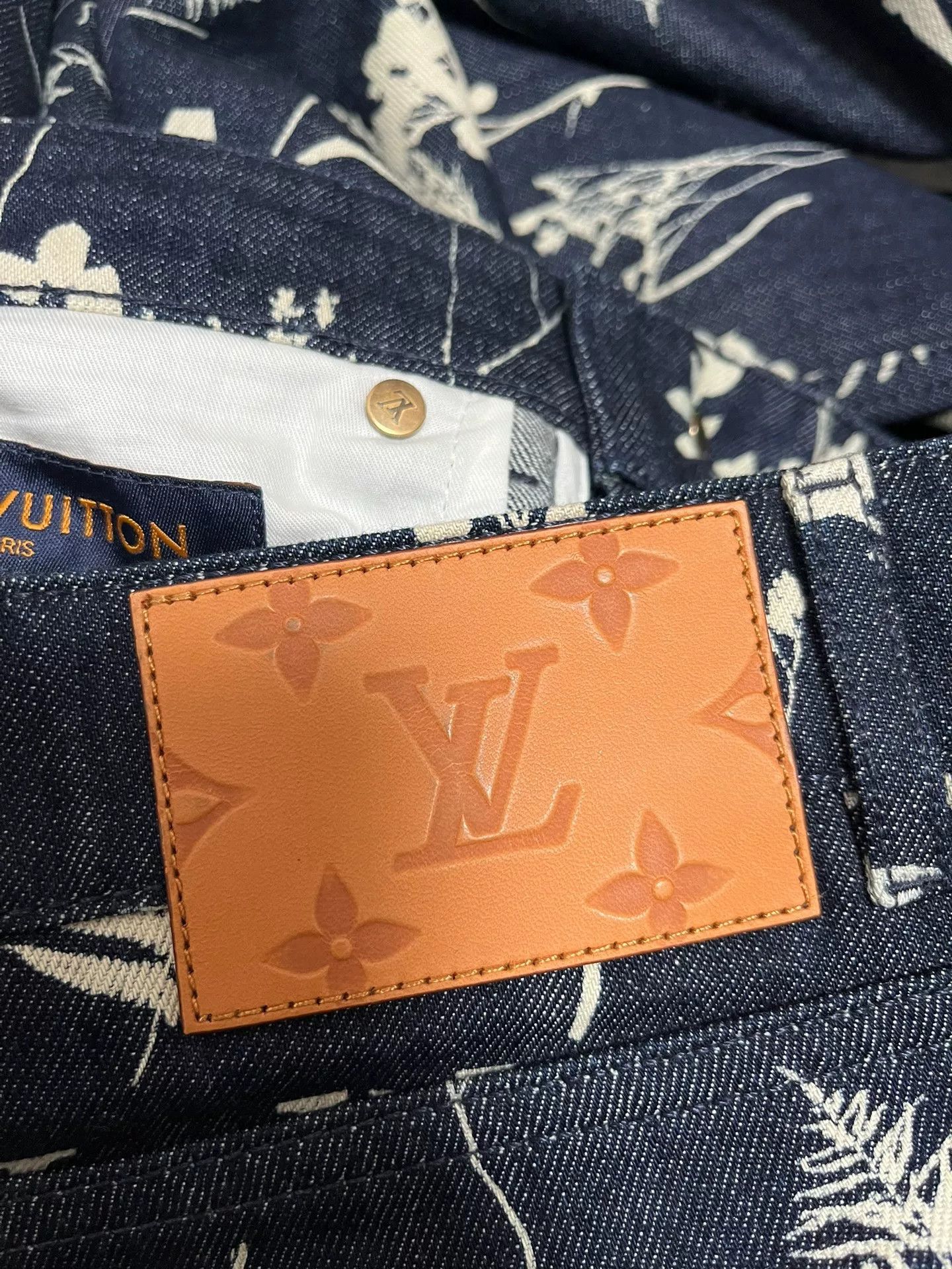 Louis Vuitton Louis Vuitton All-Over Floral Print Trousers Size 30" / US 8 / IT 44 - 6 Thumbnail