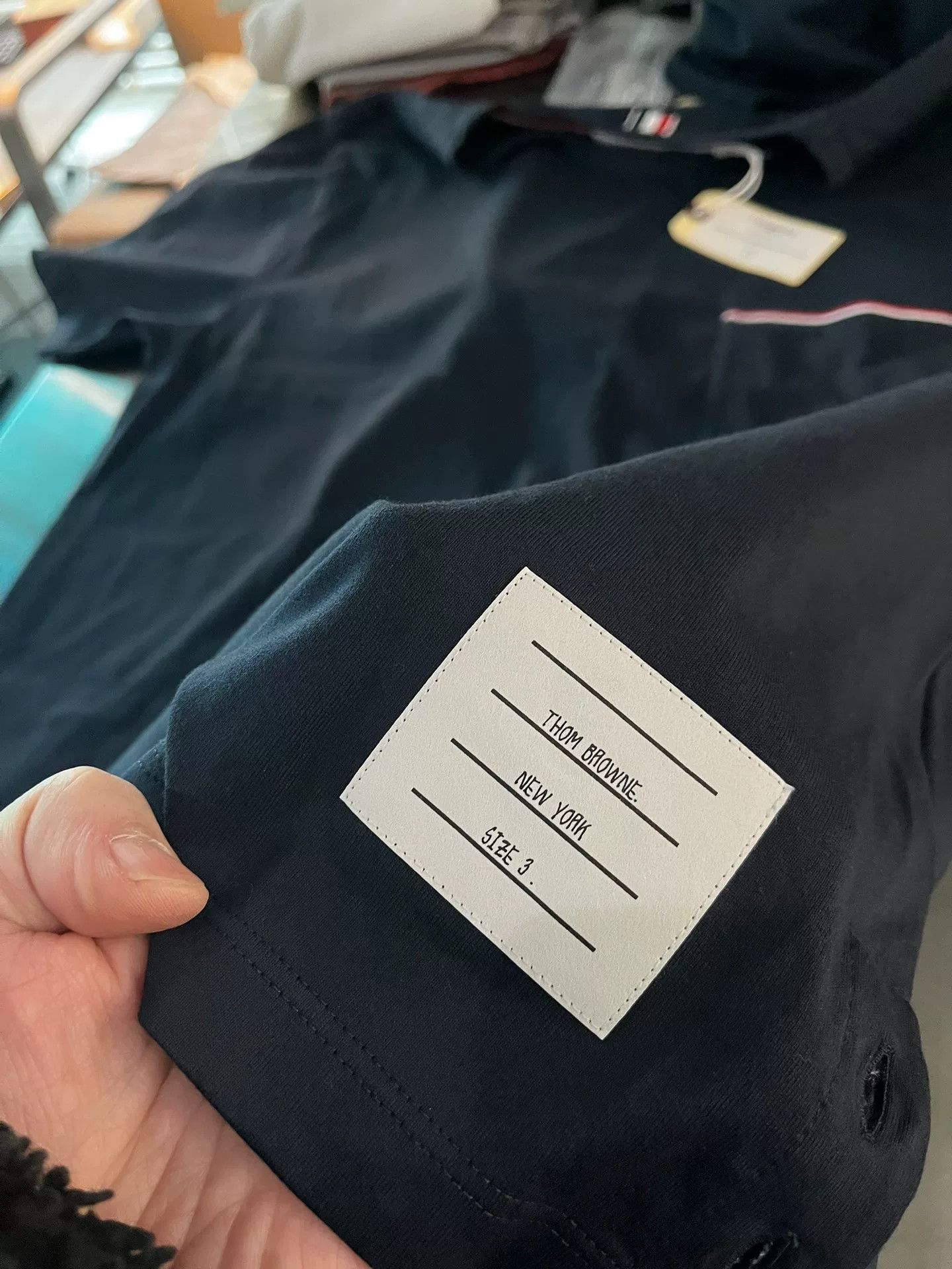Thom Browne Thom Browne Navy Crewneck Short-Sleeve Size 3 Size US L / EU 52-54 / 3 - 4 Thumbnail