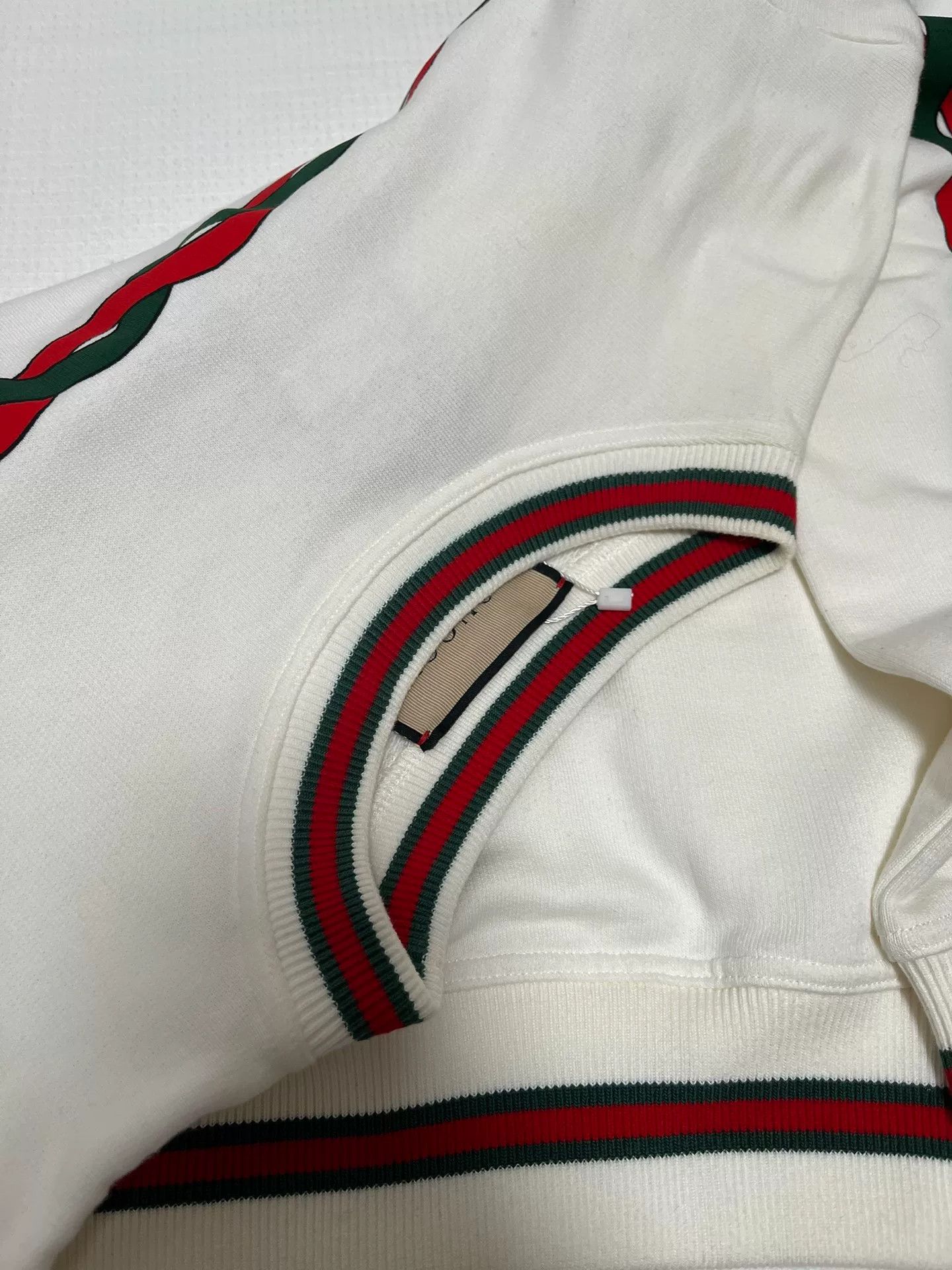 Gucci Gucci White Crewneck Sweatshirt S Size US S / EU 44-46 / 1 - 9 Thumbnail