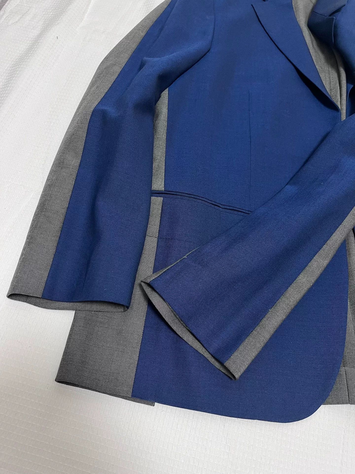 Louis Vuitton Louis Vuitton Paneled Blazer Size 46 Size US S / EU 44-46 / 1 - 2 Thumbnail