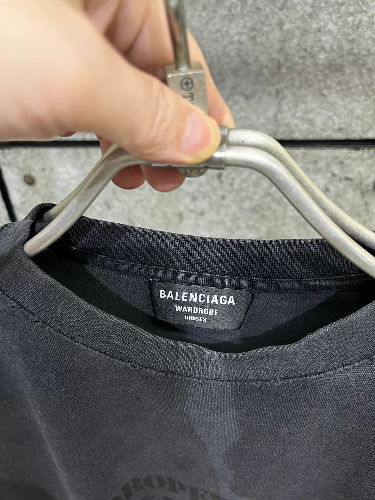 Balenciaga Balenciaga Design Team Black Distressed Tee M Size US M / EU 48-50 / 2 - 3 Thumbnail