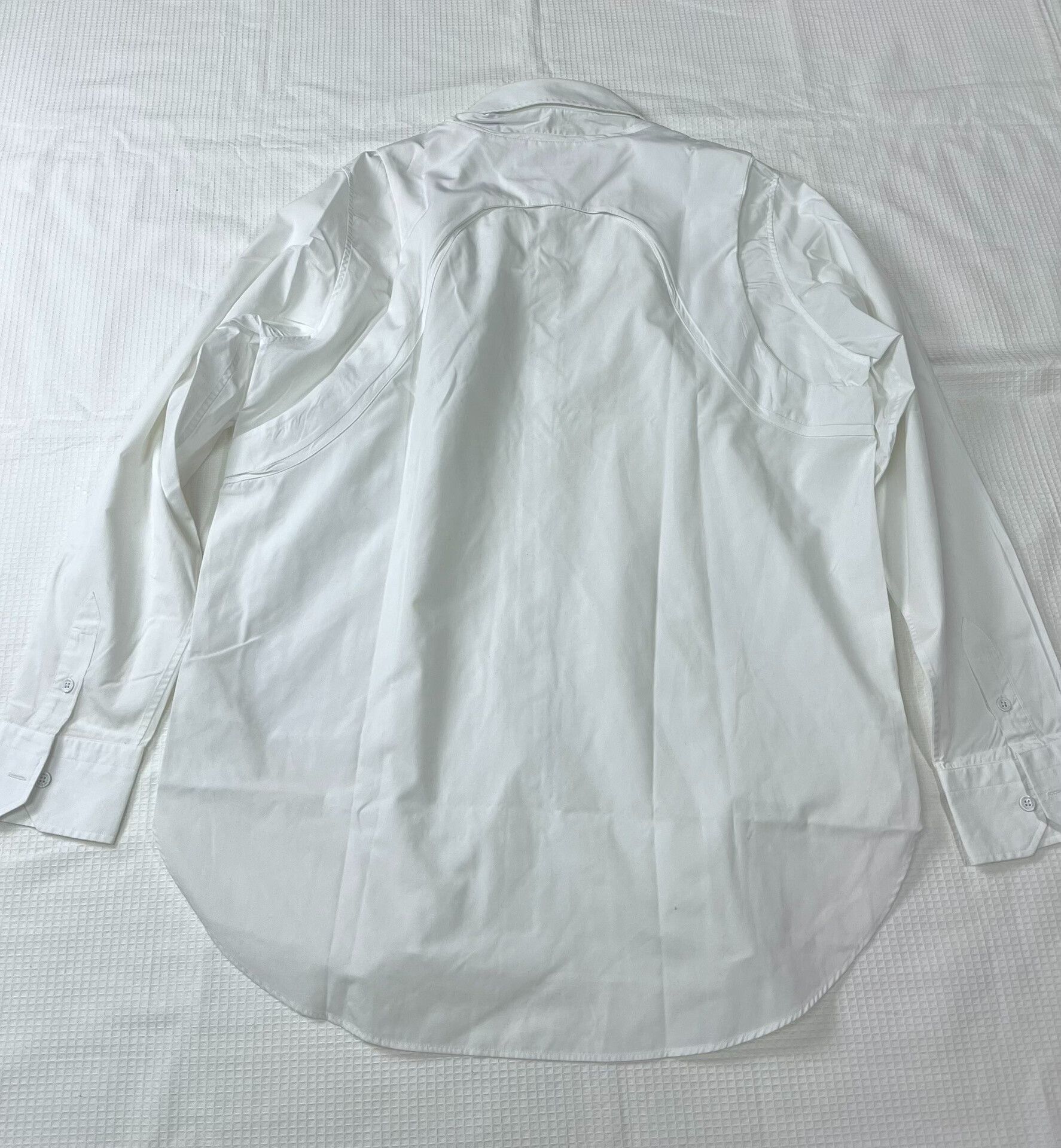Louis Vuitton Louis Vuitton White Tactical Chain Shirt M Size US M / EU 48-50 / 2 - 4 Thumbnail