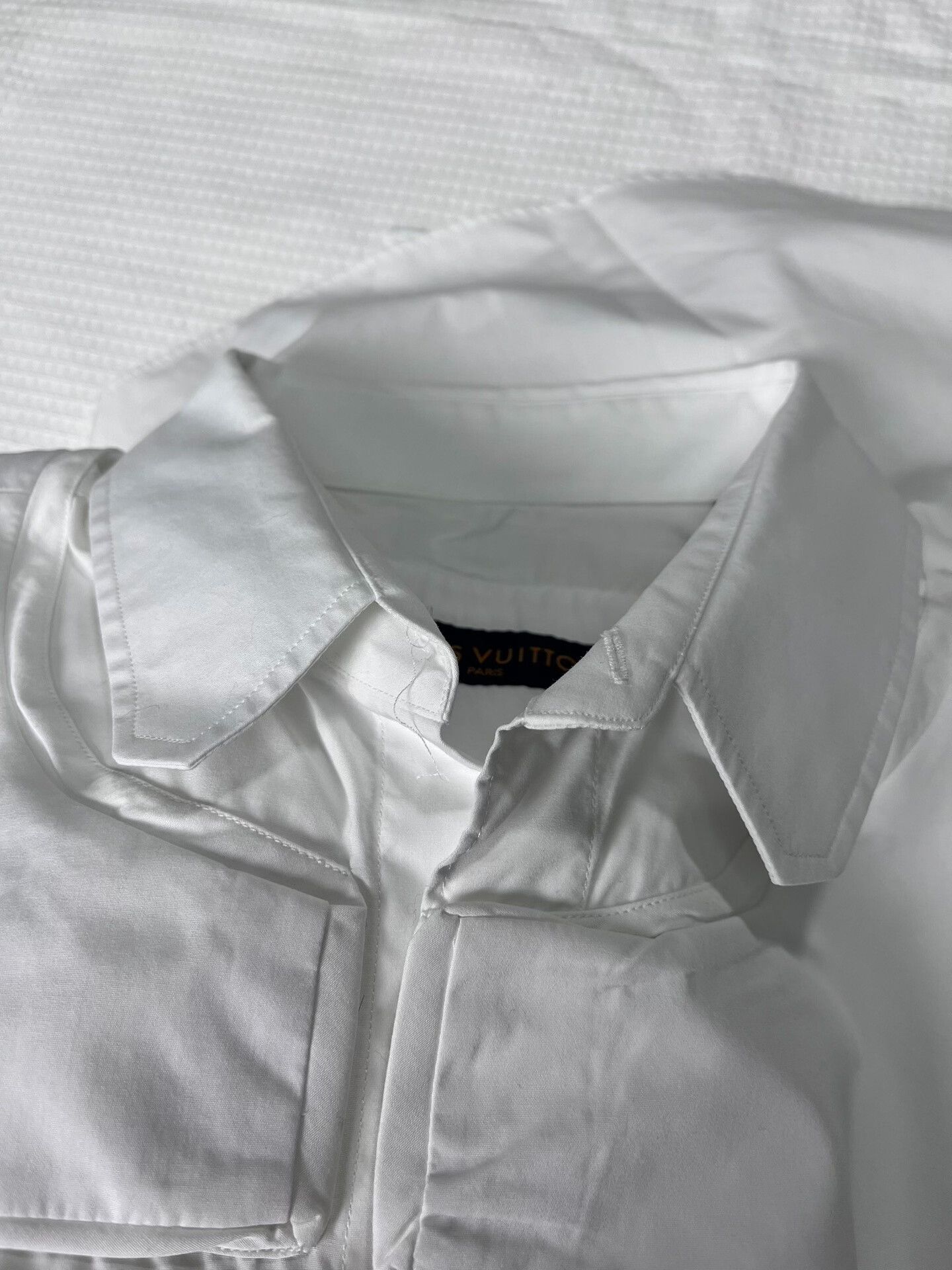 Louis Vuitton Louis Vuitton White Tactical Chain Shirt M Size US M / EU 48-50 / 2 - 5 Thumbnail