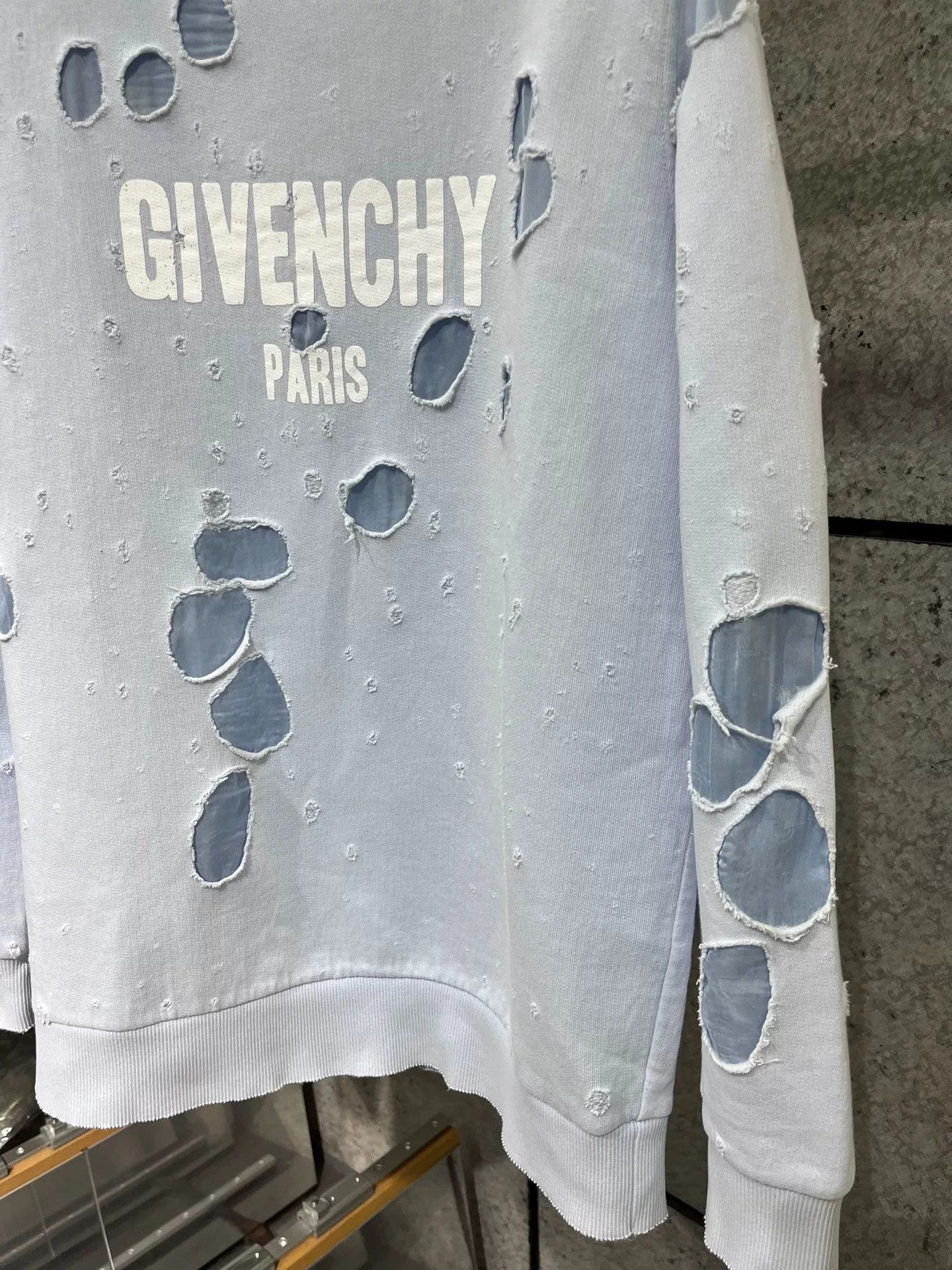 Givenchy Givenchy Blue Distressed Sweatshirt XS Size US XS / EU 42 / 0 - 5 Thumbnail