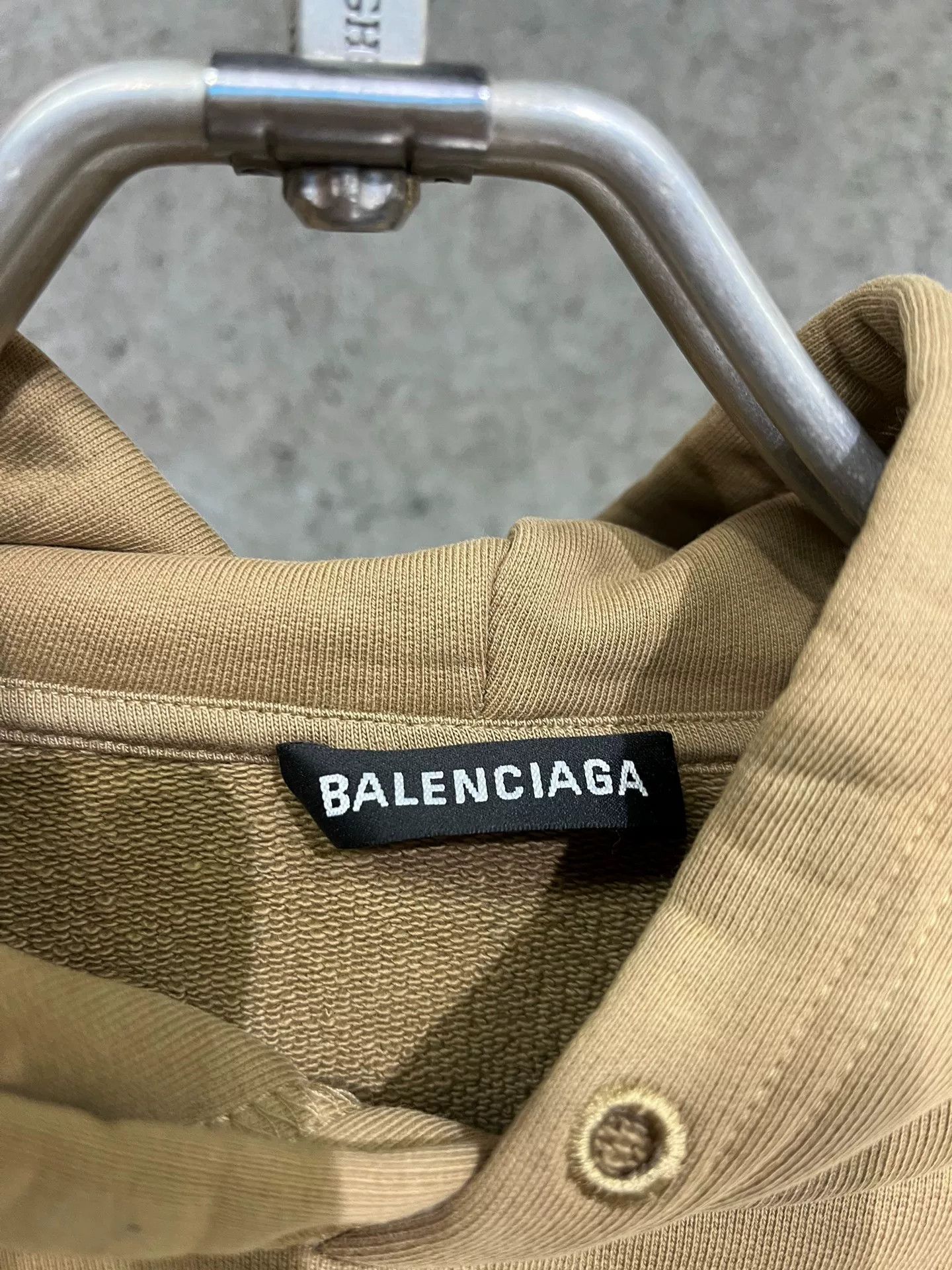 Balenciaga Balenciaga Beige Mailbox Hoodie S Size US S / EU 44-46 / 1 - 2 Thumbnail