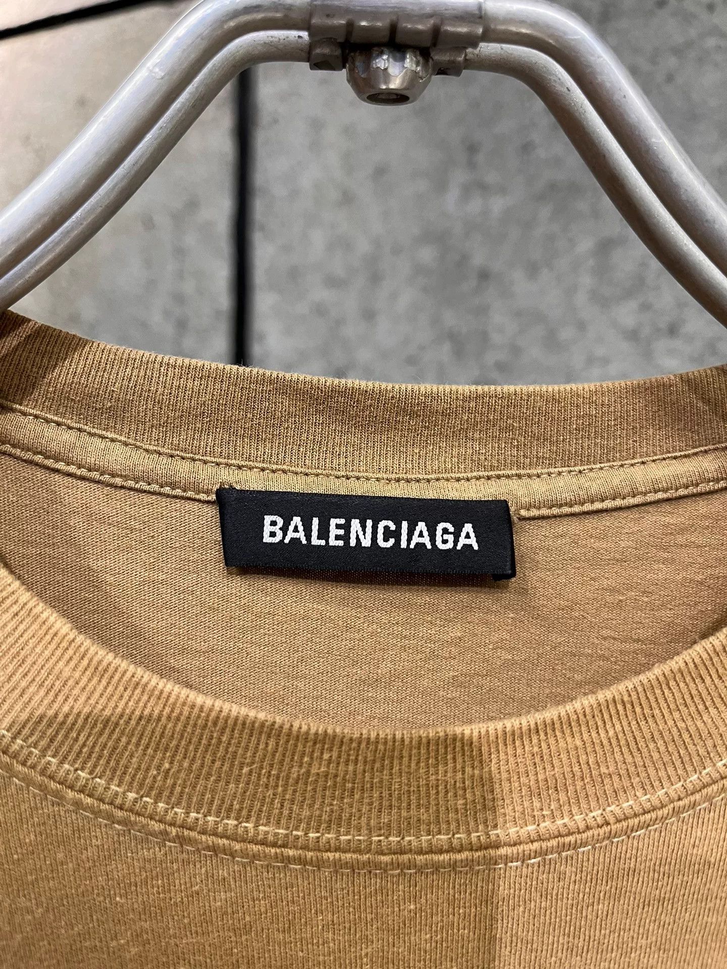 Balenciaga Balenciaga Khaki Wheat Short Sleeve S Size US S / EU 44-46 / 1 - 3 Thumbnail