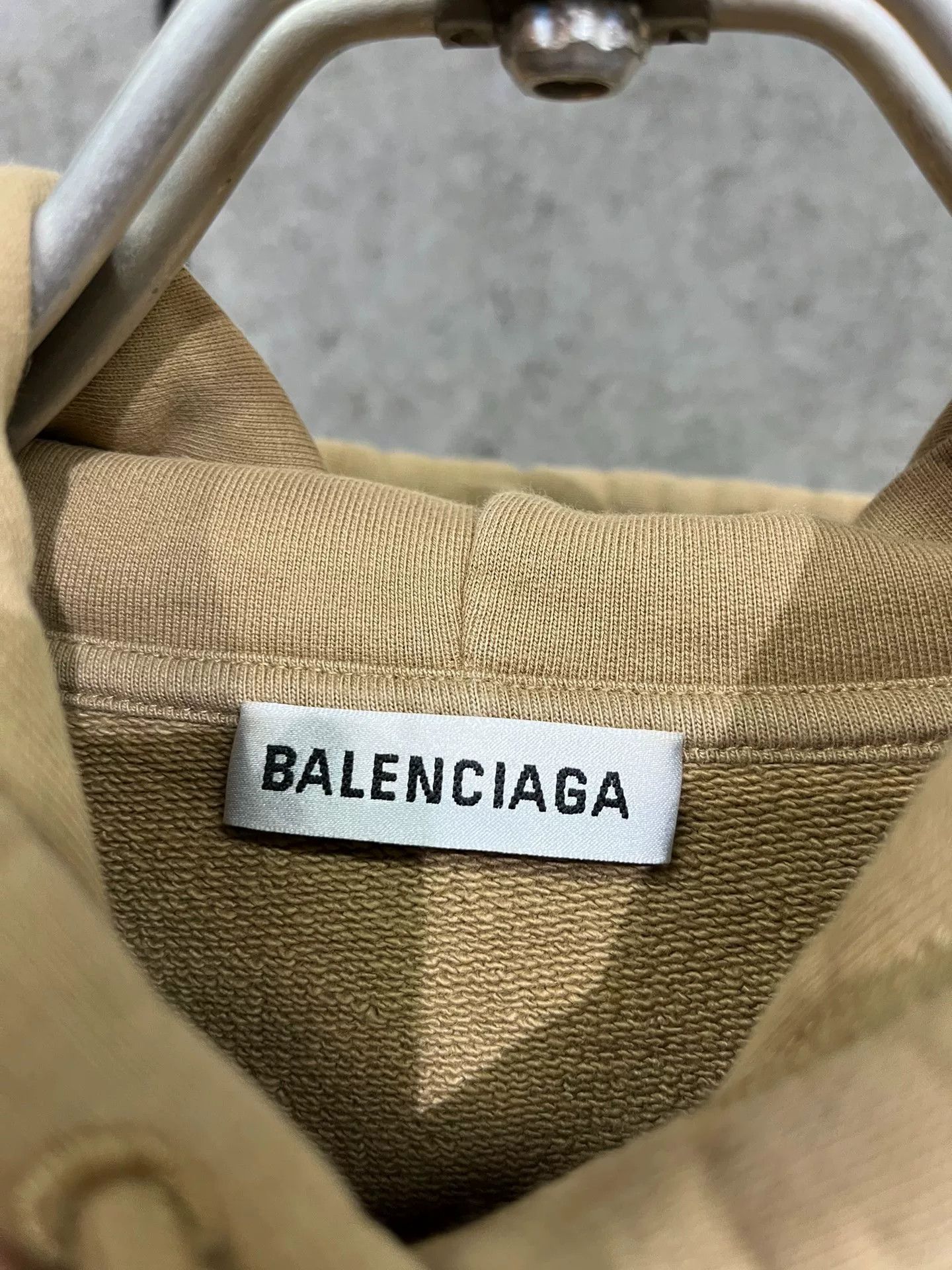 Balenciaga Balenciaga Beige Mailbox Hoodie XS Size XS / US 0-2 / IT 36-38 - 4 Thumbnail