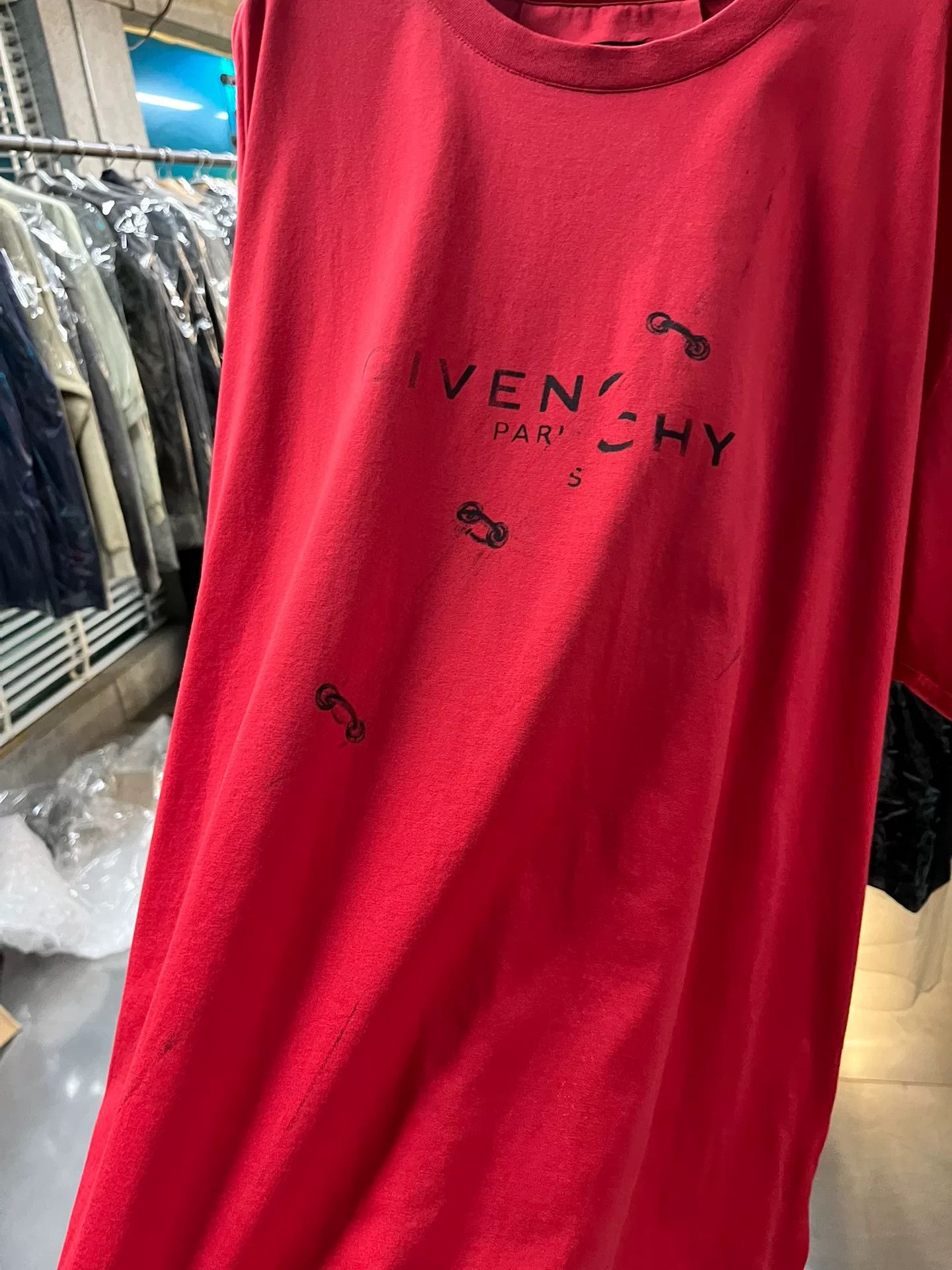 Givenchy Givenchy Red Trap Short Sleeve L Size US L / EU 52-54 / 3 - 9 Thumbnail