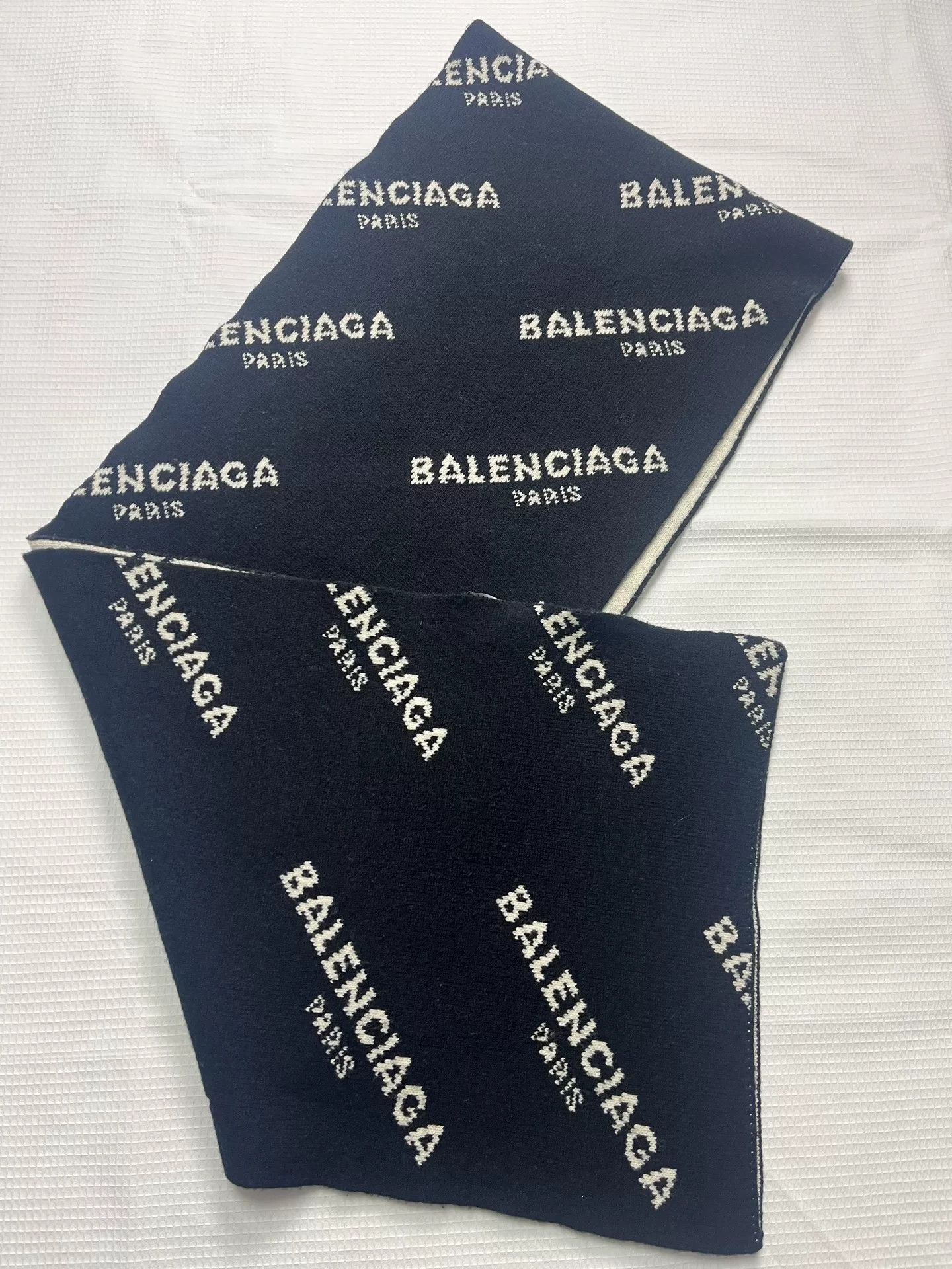 Balenciaga Balenciaga Black Letter Scarf Size ONE SIZE - 2 Thumbnail
