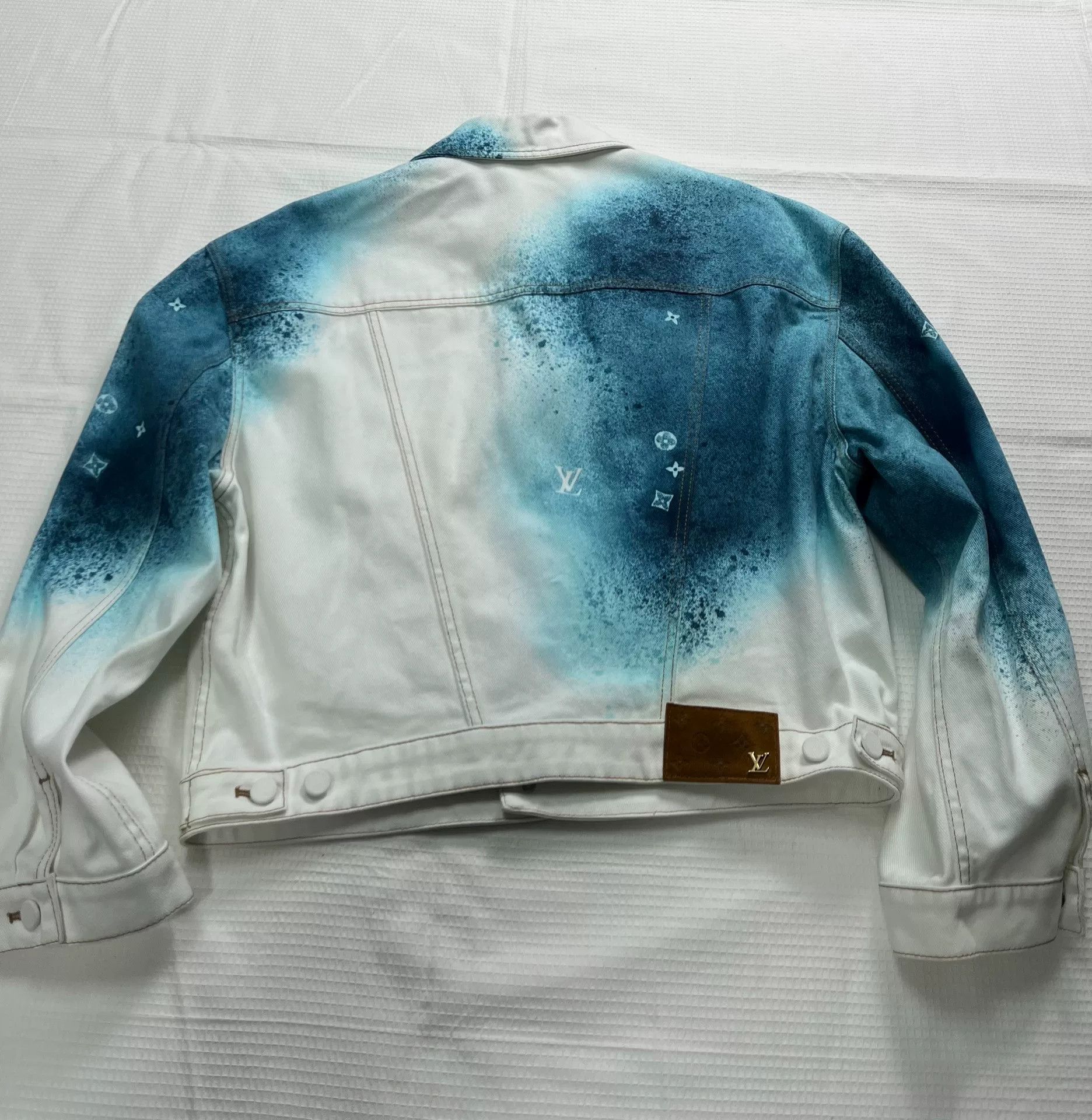 Louis Vuitton Louis Vuitton Spray-Painted Denim Jacket Size US M / EU 48-50 / 2 - 6 Thumbnail