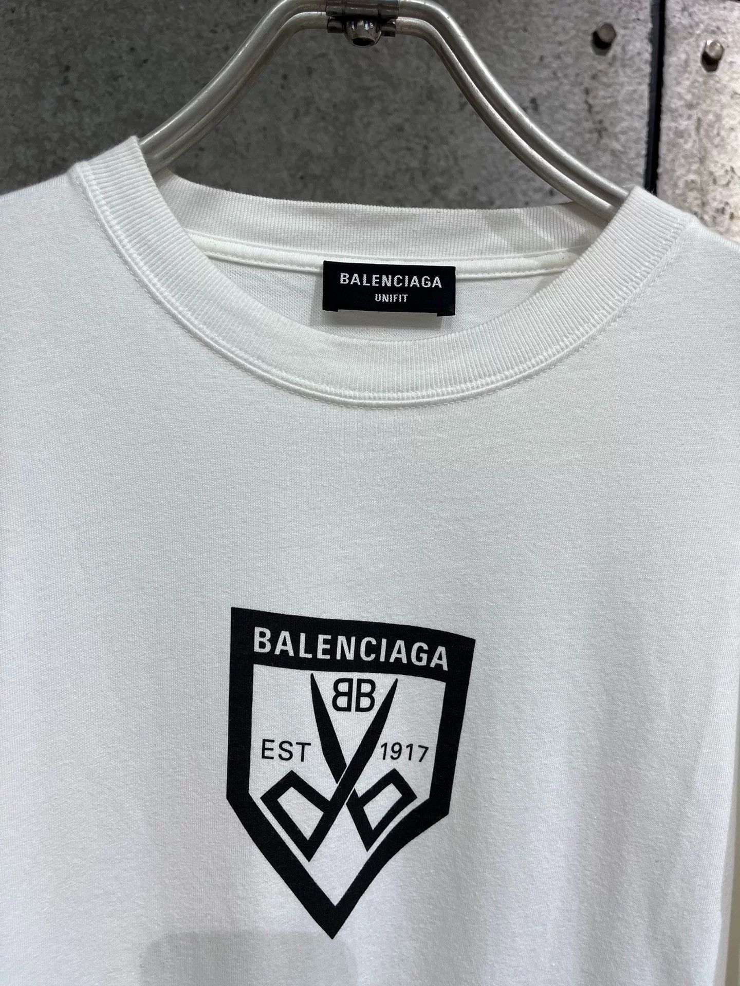 Balenciaga Balenciaga White Oversized Scissors Short-Sleeve S Size US S / EU 44-46 / 1 - 2 Thumbnail