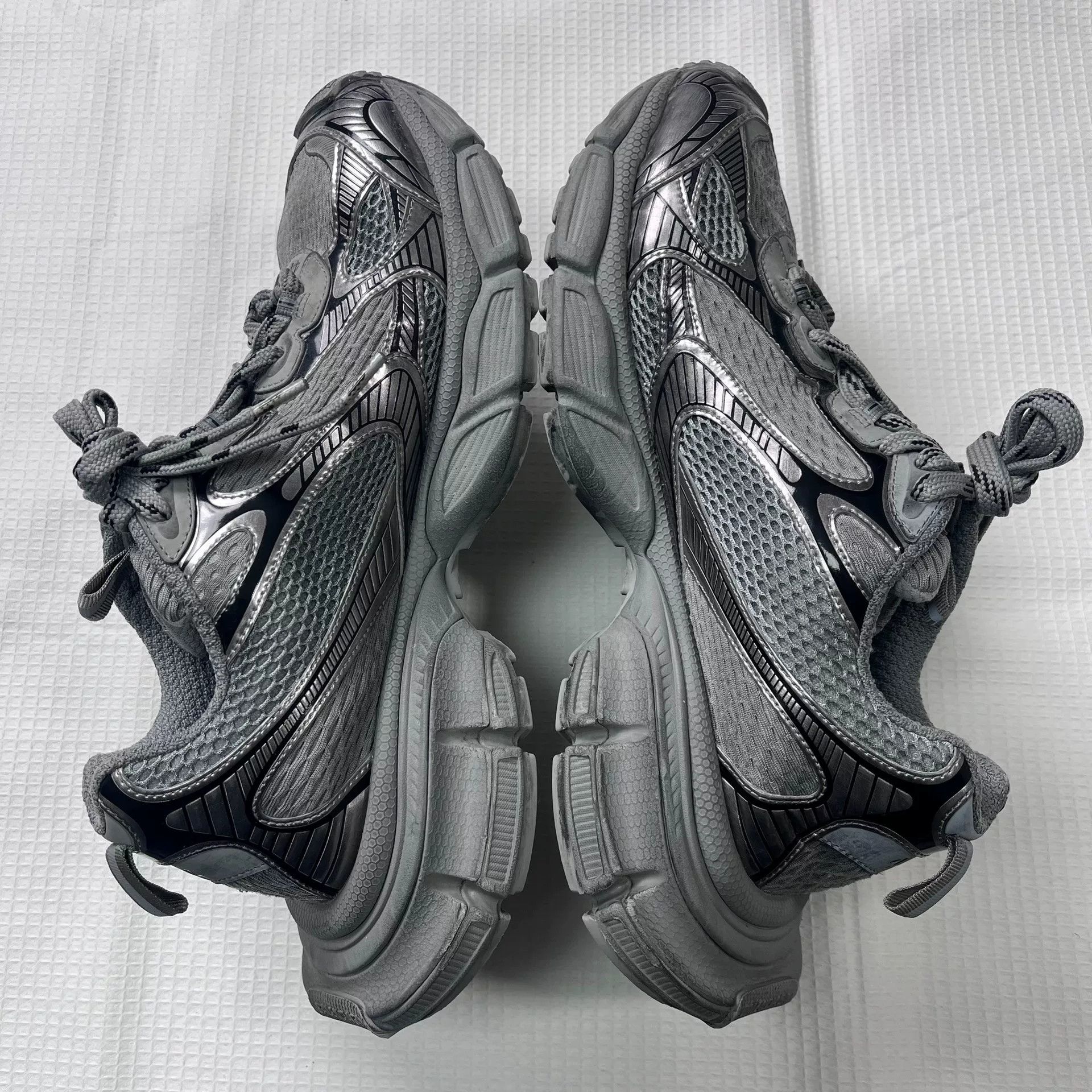 Balenciaga Balenciaga 3XL Sneakers Size 44 Size US 10 / EU 43 - 4 Thumbnail