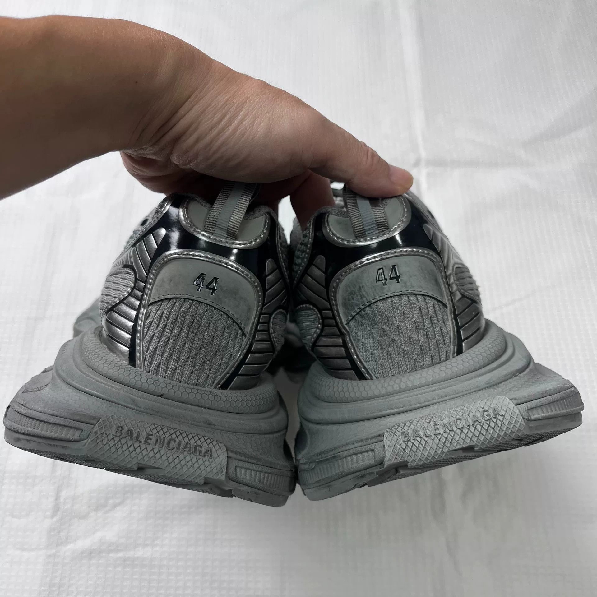 Balenciaga Balenciaga 3XL Sneakers Size 44 Size US 10 / EU 43 - 7 Thumbnail
