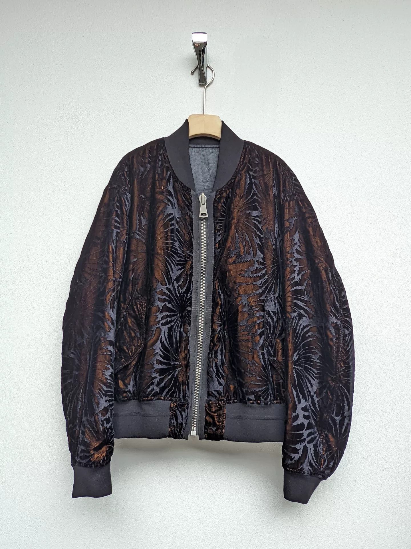 Haider Ackermann Haider Ackermann Men's Velvet Jacket Size US S / EU 44-46 / 1 - 4 Thumbnail