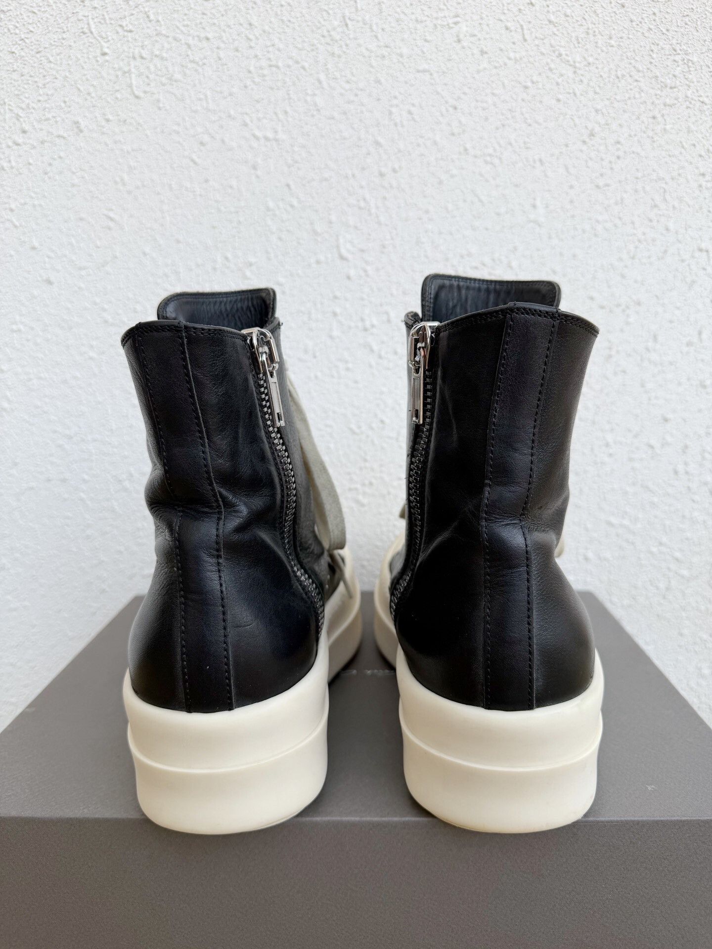 Rick Owens Rick Owens 25SS Thick Sole Leather Sneakers Size US 6 / IT 36 - 6 Thumbnail