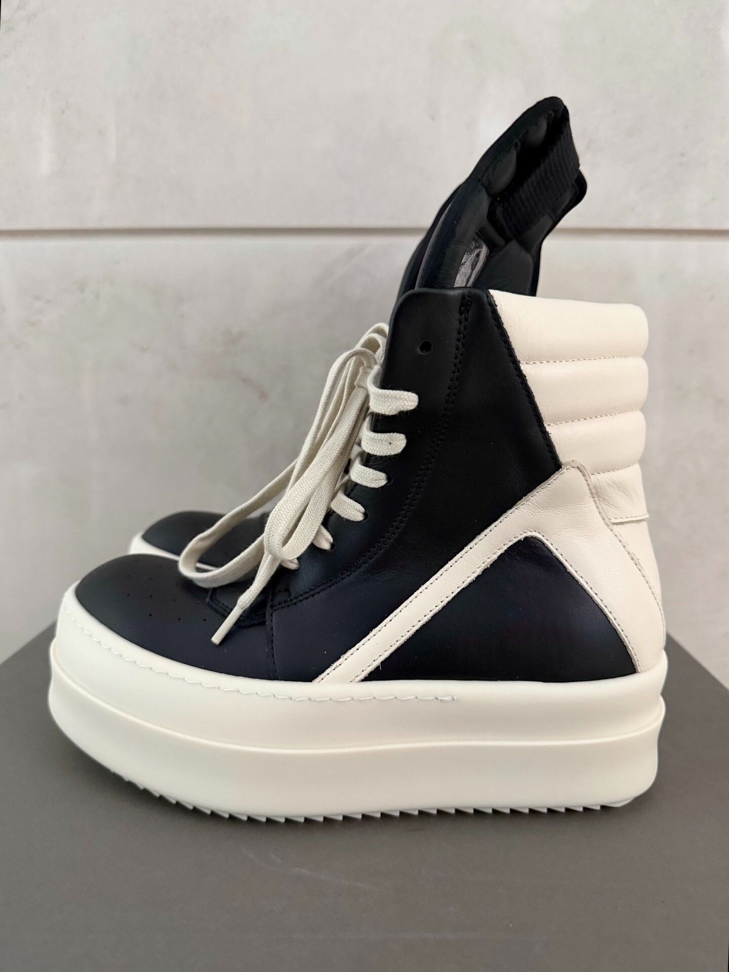 Rick Owens Rick Owens 26SS Thick Sole Inverted Triangle Size US 6 / IT 36 - 3 Thumbnail