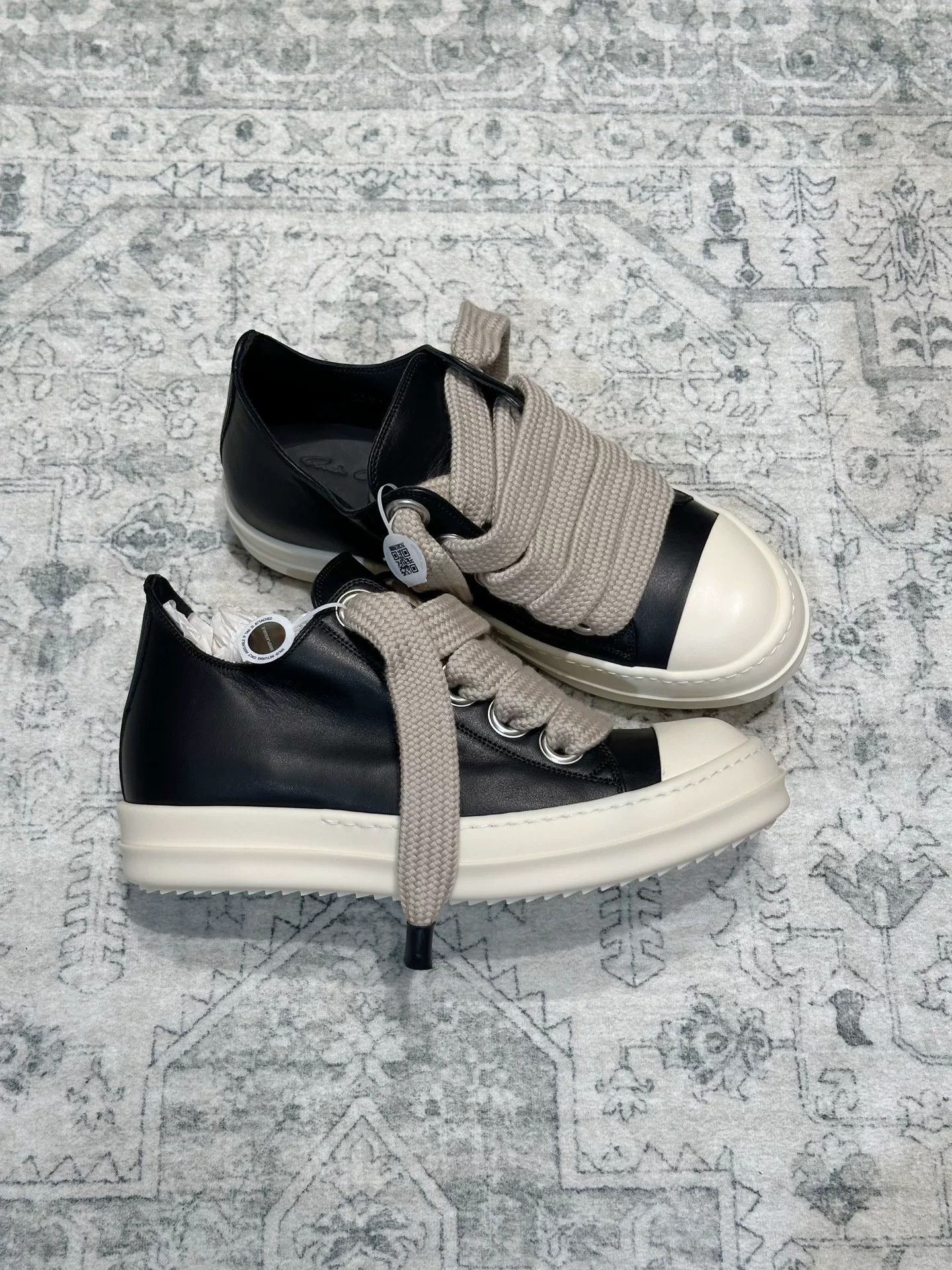 Rick Owens Rick Owens 25SS Leather Low-Top Sneakers Size US 7 / IT 37 - 4 Thumbnail