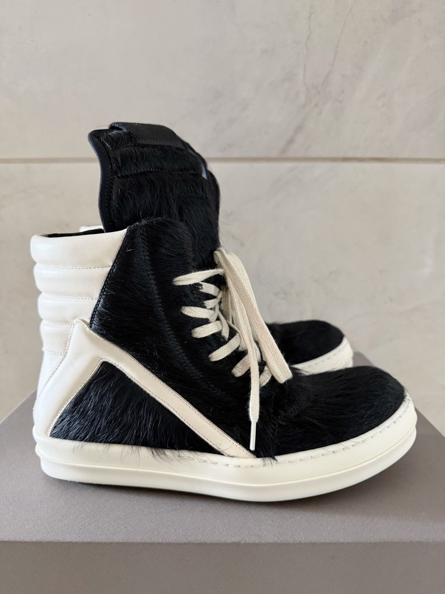 Rick Owens Rick Owens Horsehair Inverted Triangle High-Top Size US 7 / EU 40 - 2 Thumbnail