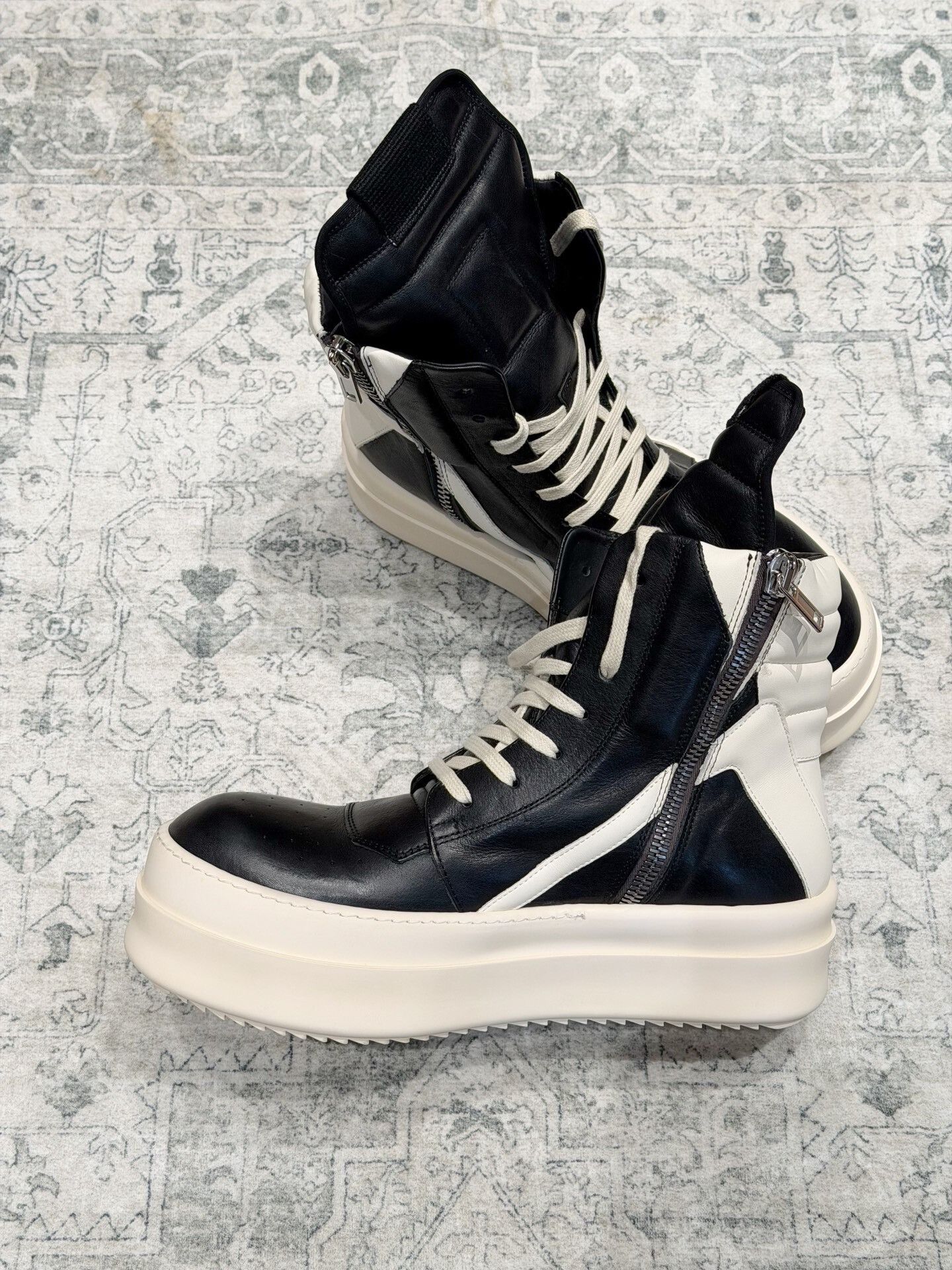 Rick Owens Rick Owens Platform Inverted Triangle High-Top Size US 10 / EU 43 - 6 Thumbnail