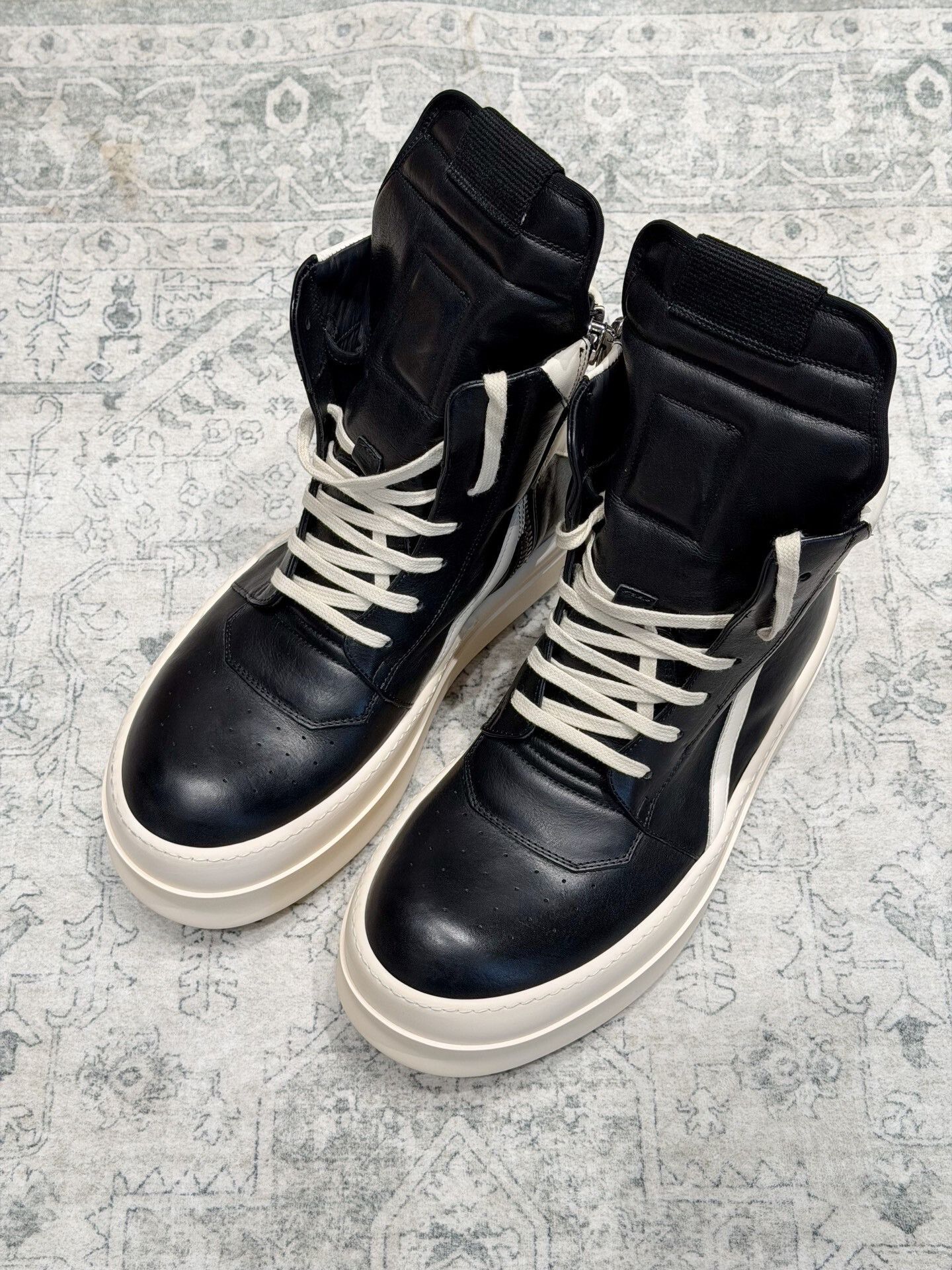 Rick Owens Rick Owens Platform Inverted Triangle High-Top Size US 10 / EU 43 - 4 Thumbnail