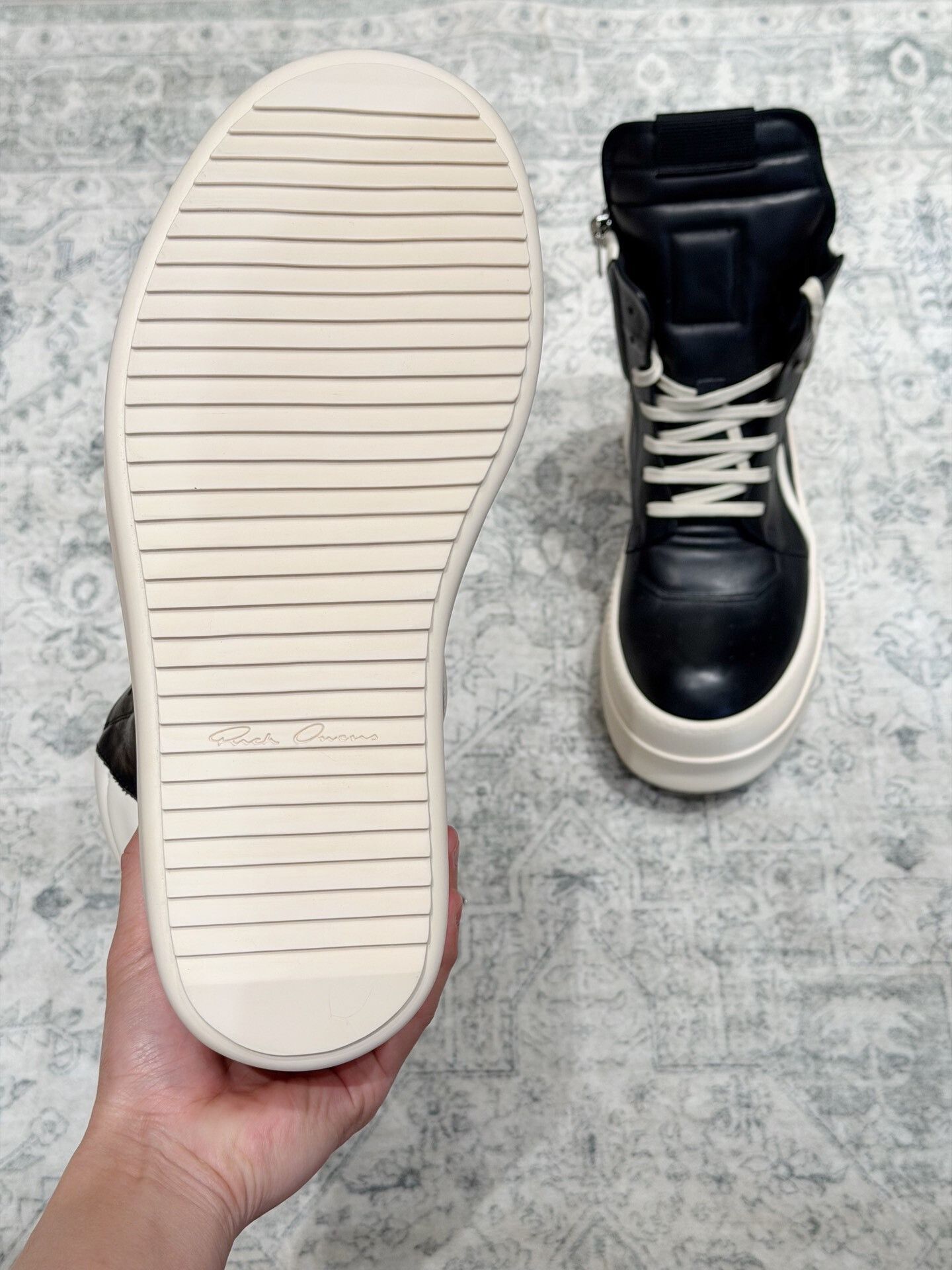 Rick Owens Rick Owens Platform Inverted Triangle High-Top Size US 10 / EU 43 - 8 Thumbnail