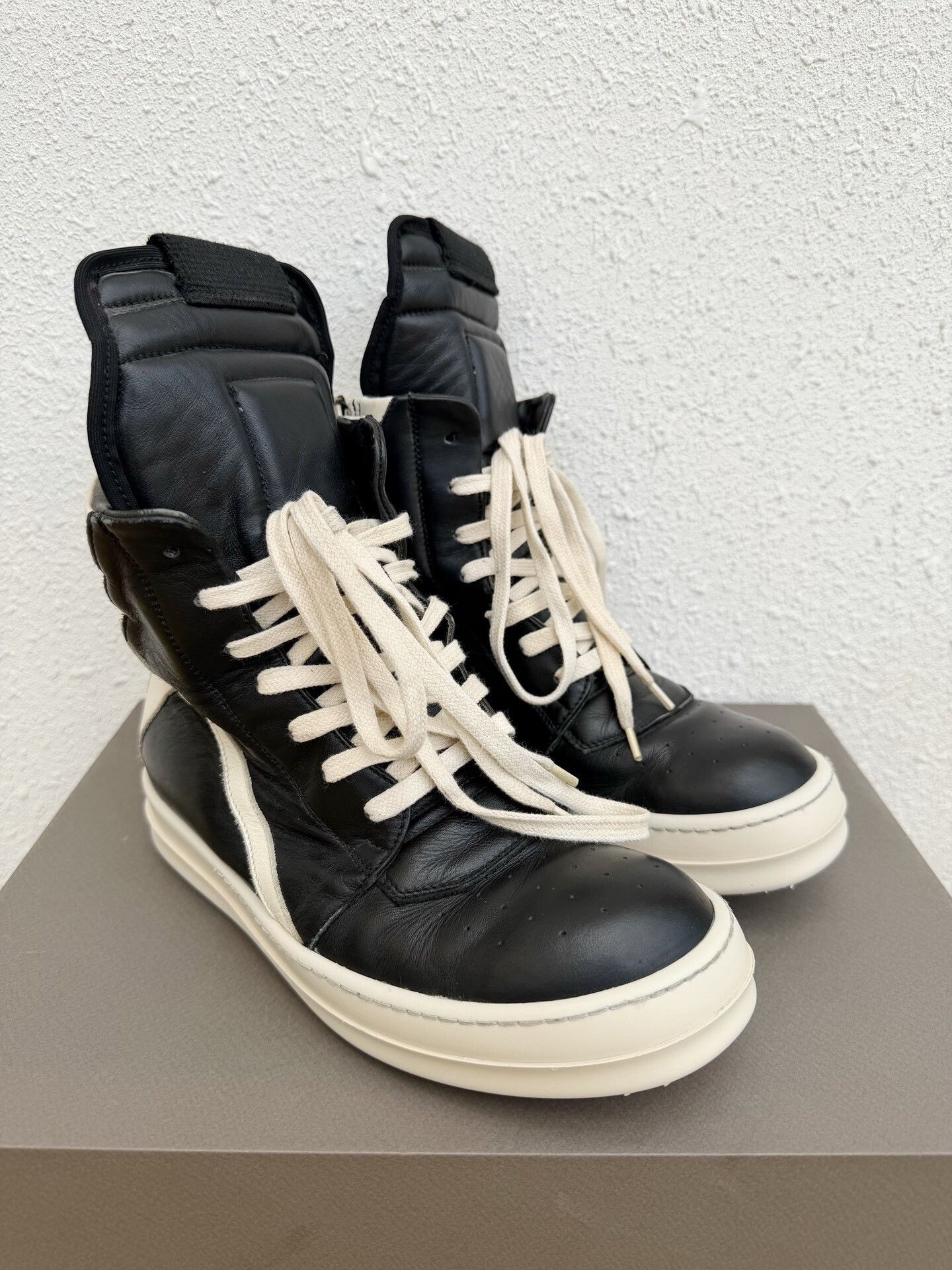 Rick Owens Rick Owens Women's Black White High-Top Size US 5 / IT 35 - 5 Thumbnail