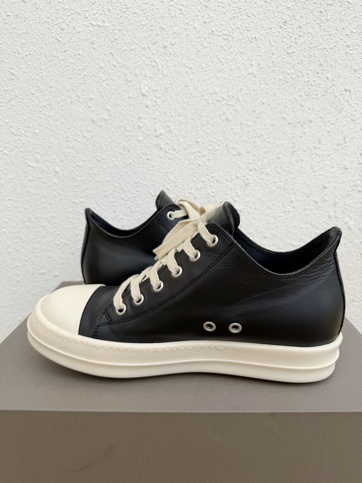 Rick Owens Rick Owens Converse RO Women's Low-Top Leather Size US 7 / IT 37 - 5 Thumbnail