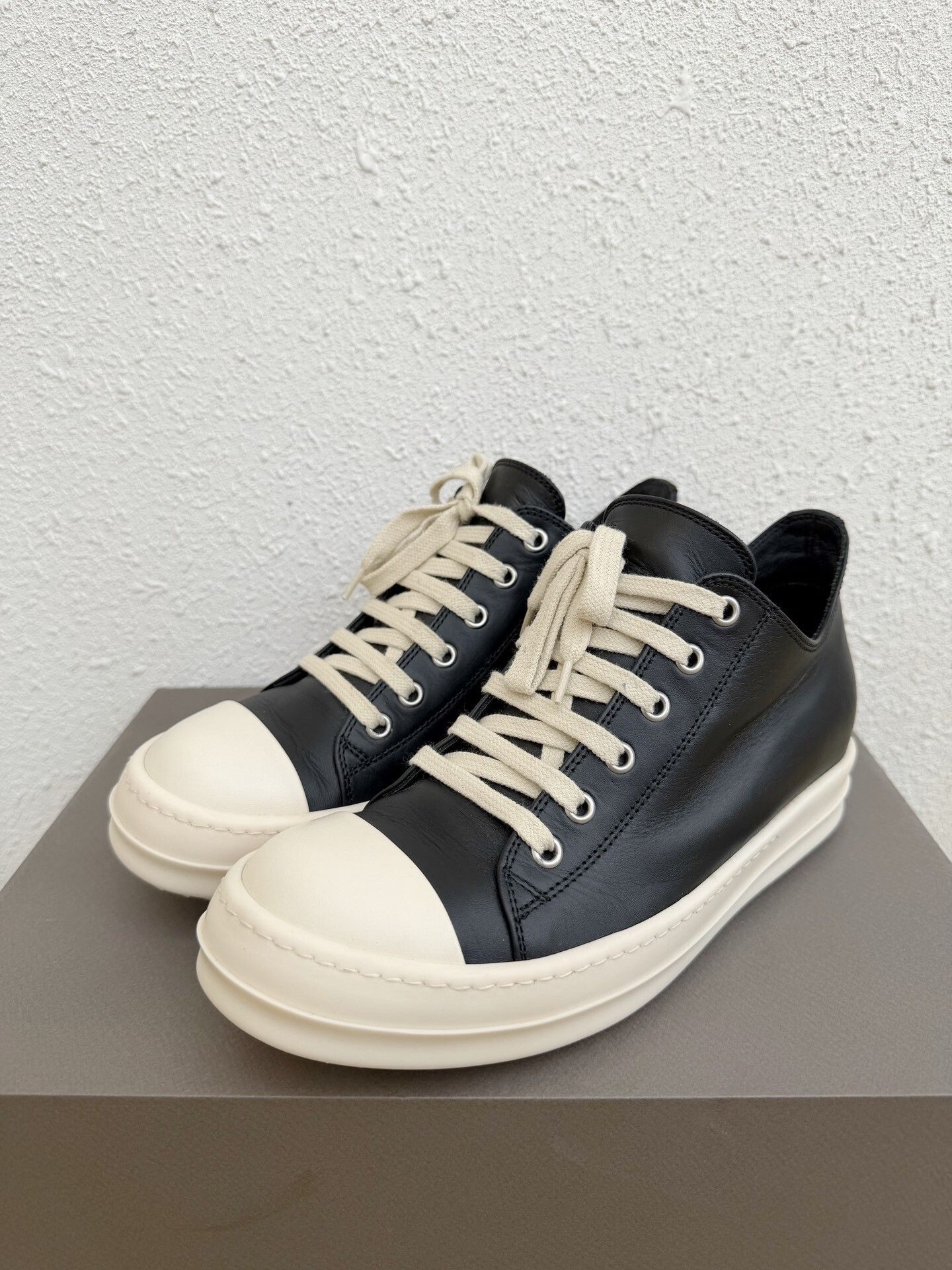 Rick Owens Rick Owens Converse RO Women's Low-Top Leather Size US 7 / IT 37 - 2 Thumbnail