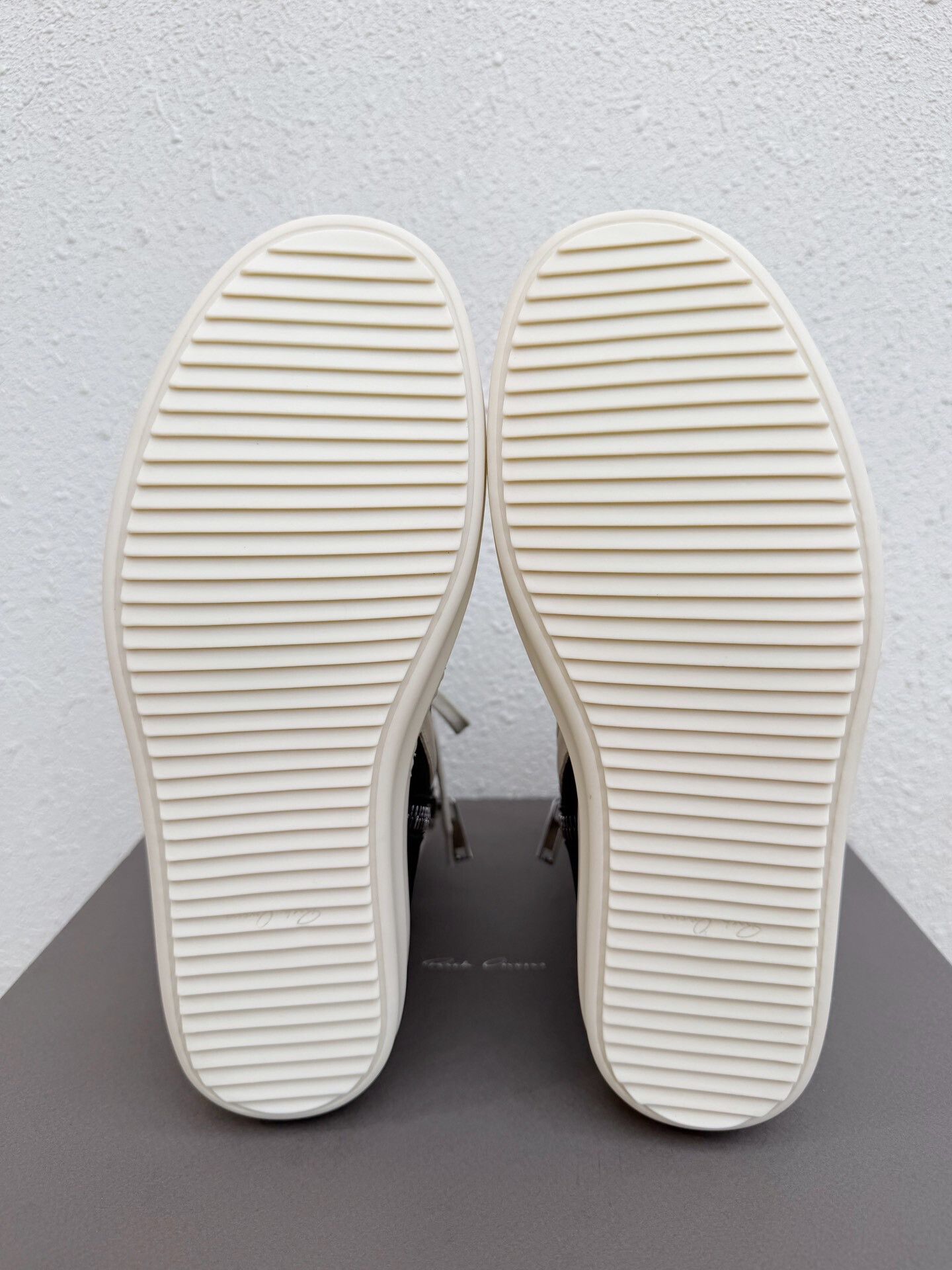 Rick Owens Rick Owens Inverted Triangle High-Top Leather Size US 7 / EU 40 - 8 Thumbnail