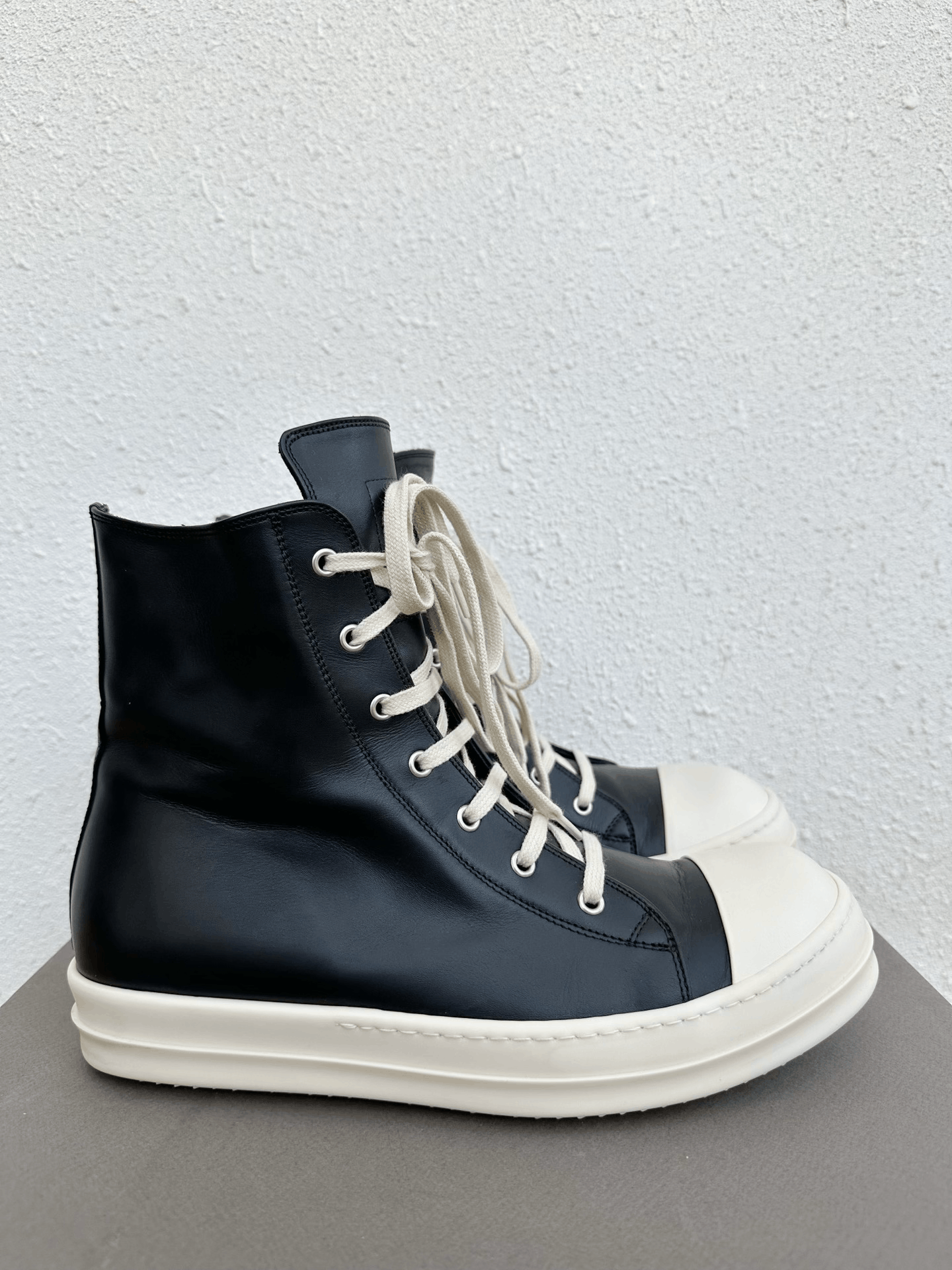 Rick Owens Rick Owens Leather High-Top Sneakers Size US 10.5 / EU 43-44 - 2 Thumbnail