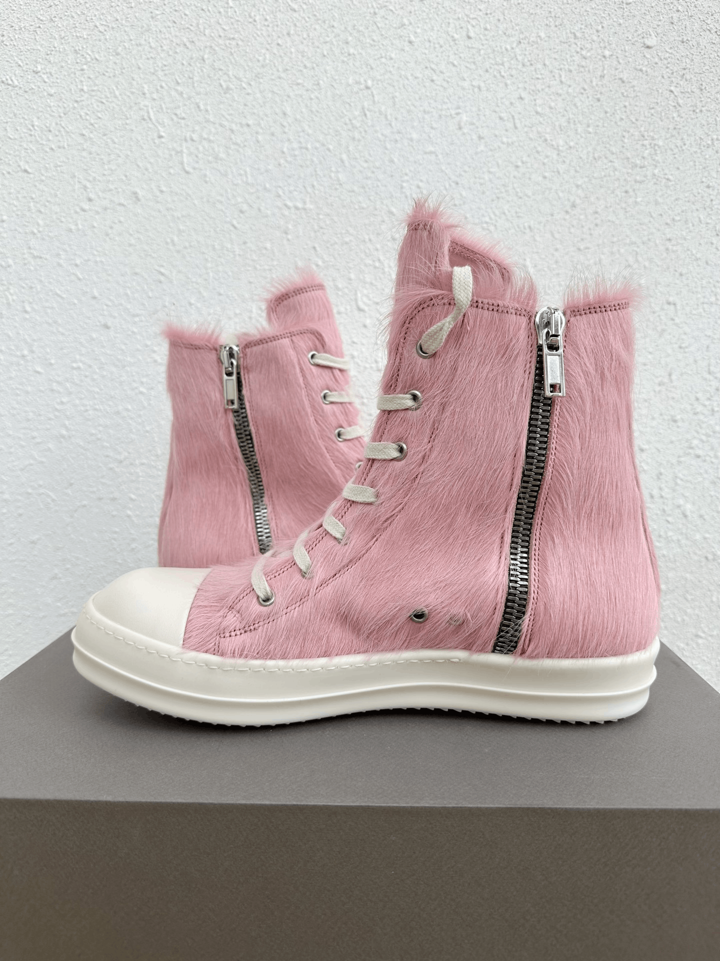 Rick Owens Rick Owens Pink Horsehair Main Line Sneakers Size US 9 / EU 42 - 7 Thumbnail