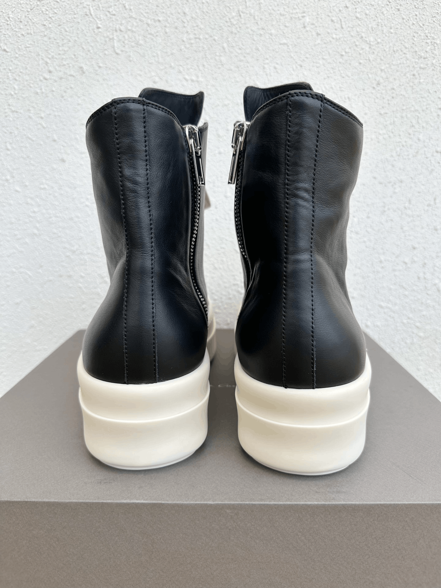 Rick Owens Rick Owens Thick Sole Leather Sneakers Size US 10 / EU 43 - 6 Thumbnail
